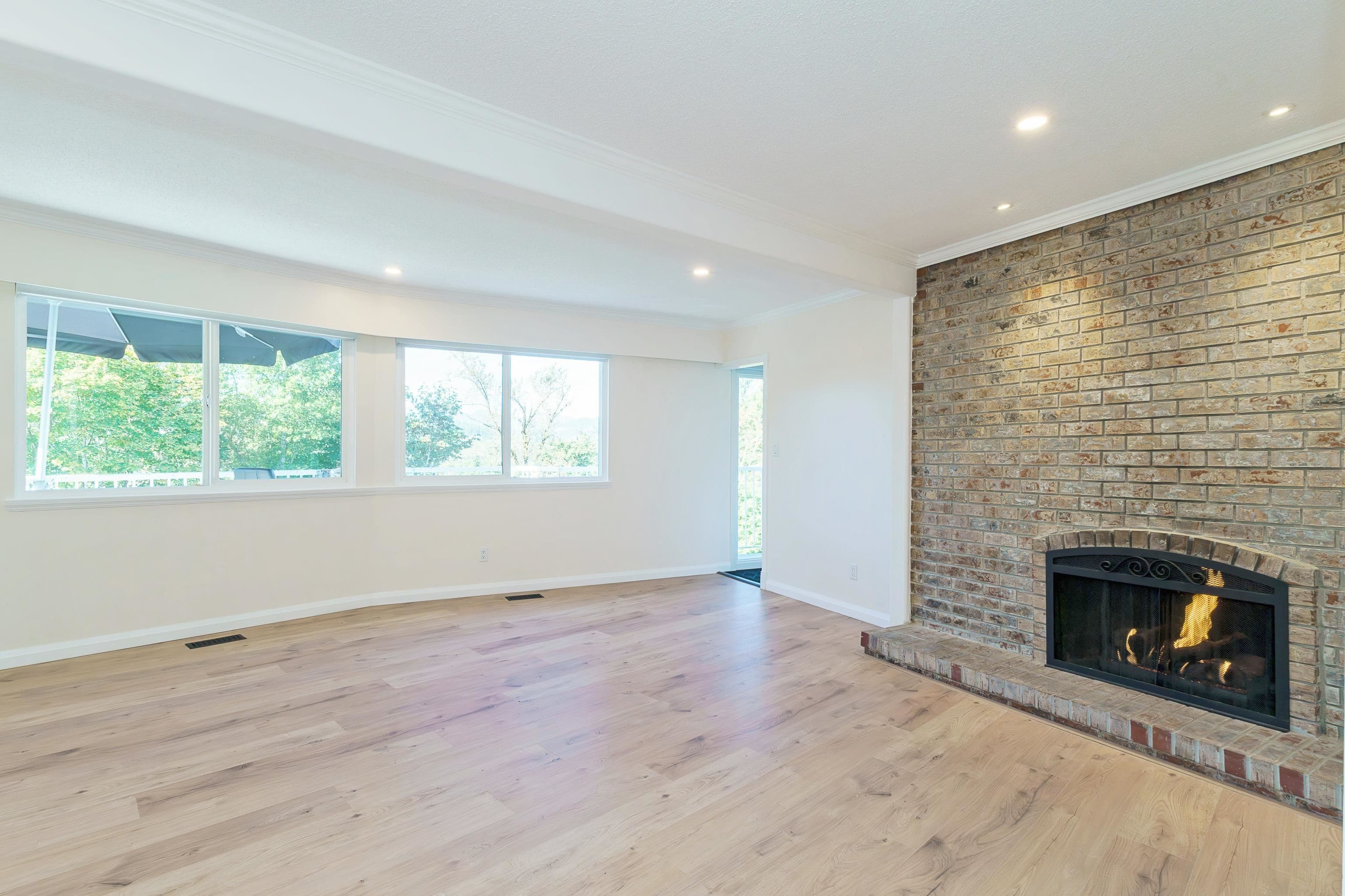 1496 Mary Hill Lane, Port Coquitlam, V3C 4C3 — photo 4