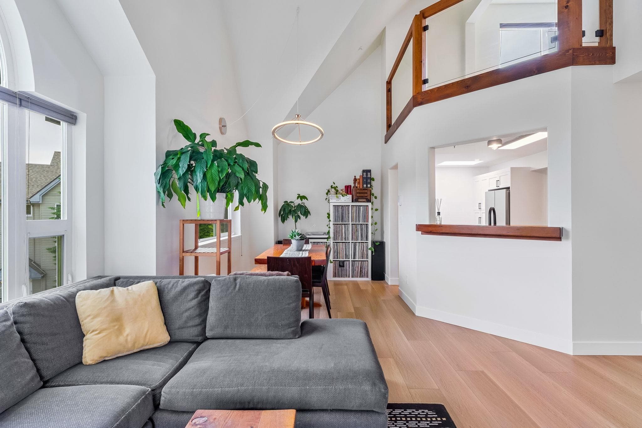 312 - 1466 Pemberton Avenue, Squamish, V8B 0K1 — photo 3
