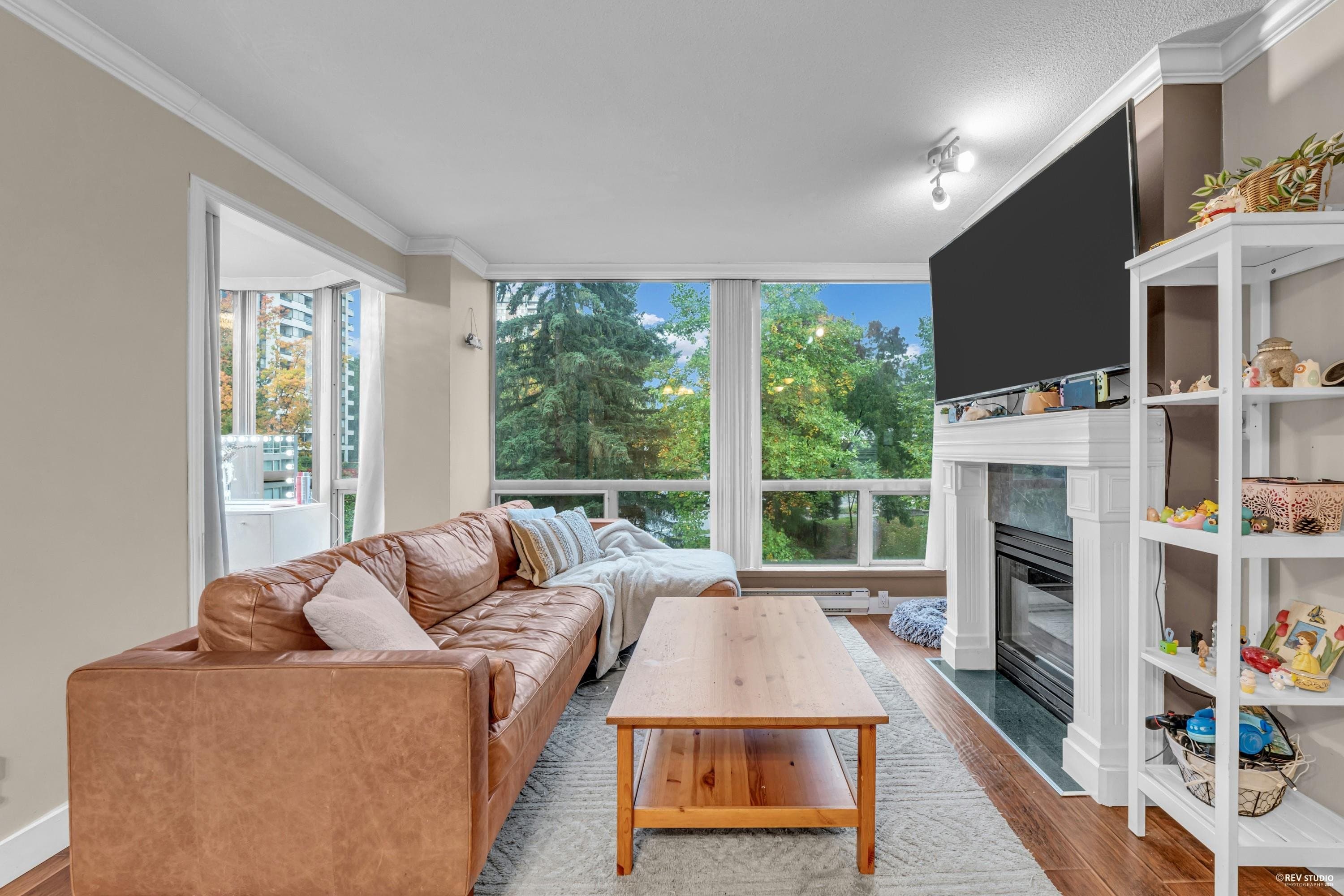 505 - 9633 Manchester Drive, Burnaby, V3N 4Y9 — photo 3