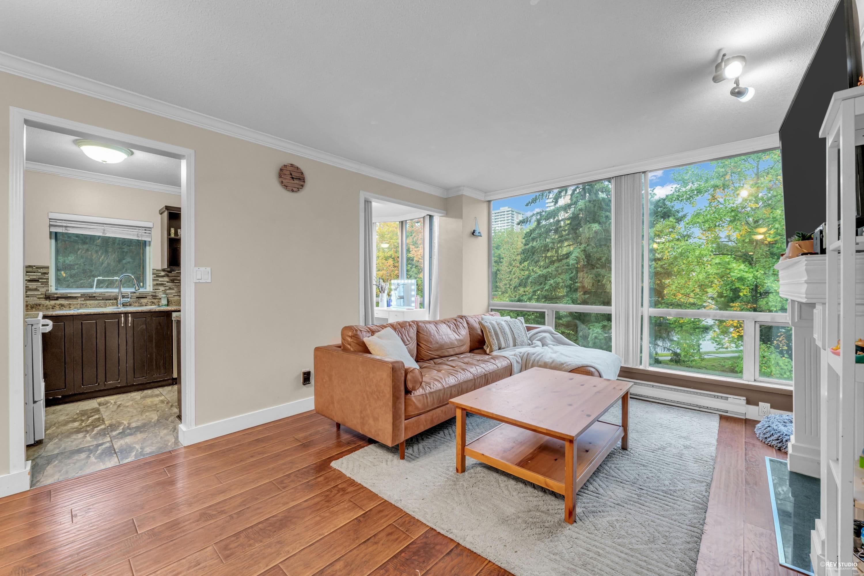 505 - 9633 Manchester Drive, Burnaby, V3N 4Y9 — photo 4