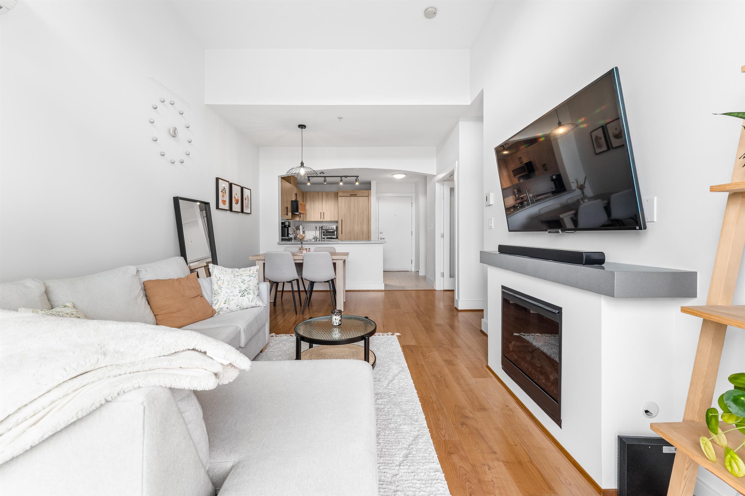 505 - 7428 Byrnepark Walk, Burnaby, V3N 0B4 — photo 4