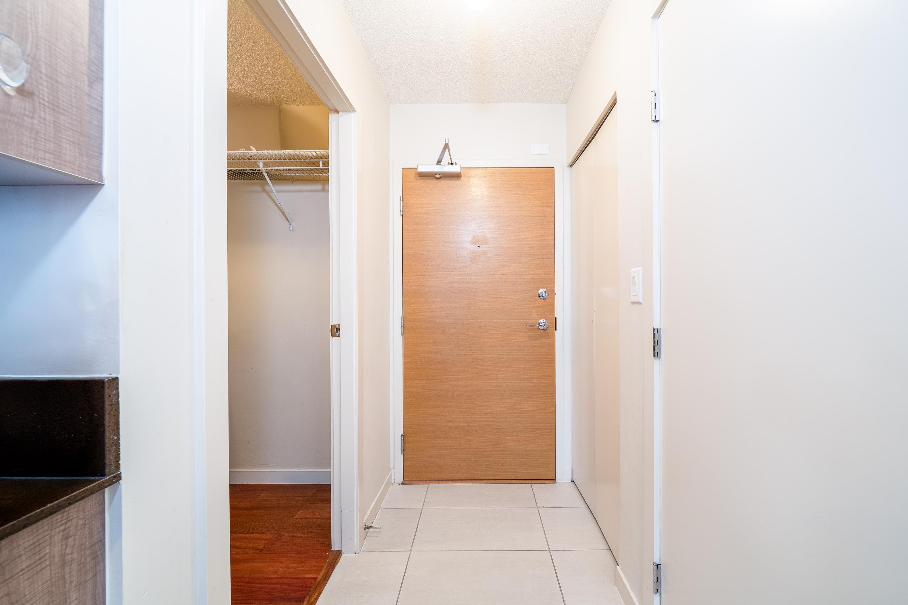 2105 - 909 Mainland Street, Vancouver, V6B 1S3 — photo 5