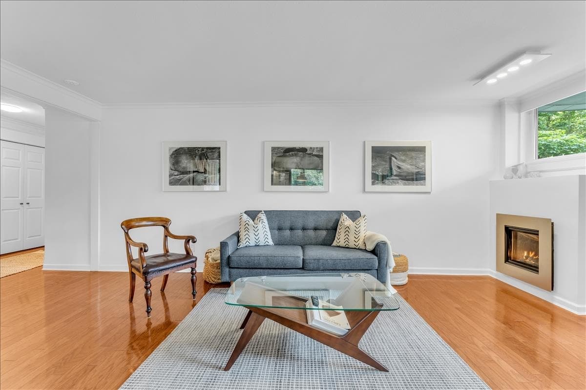 401 - 1330 Jervis Street, Vancouver, V6E 2E3 — photo 2
