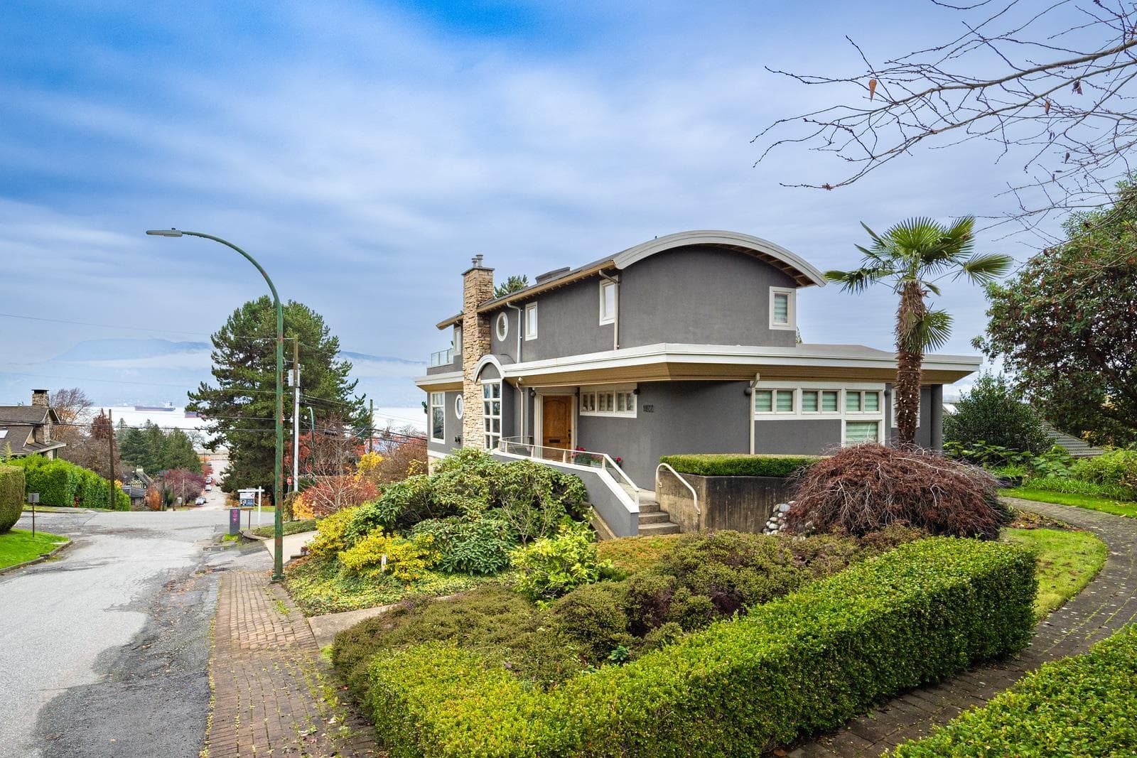 1822 Sasamat Street, Vancouver, V6R 4M3 — photo 3