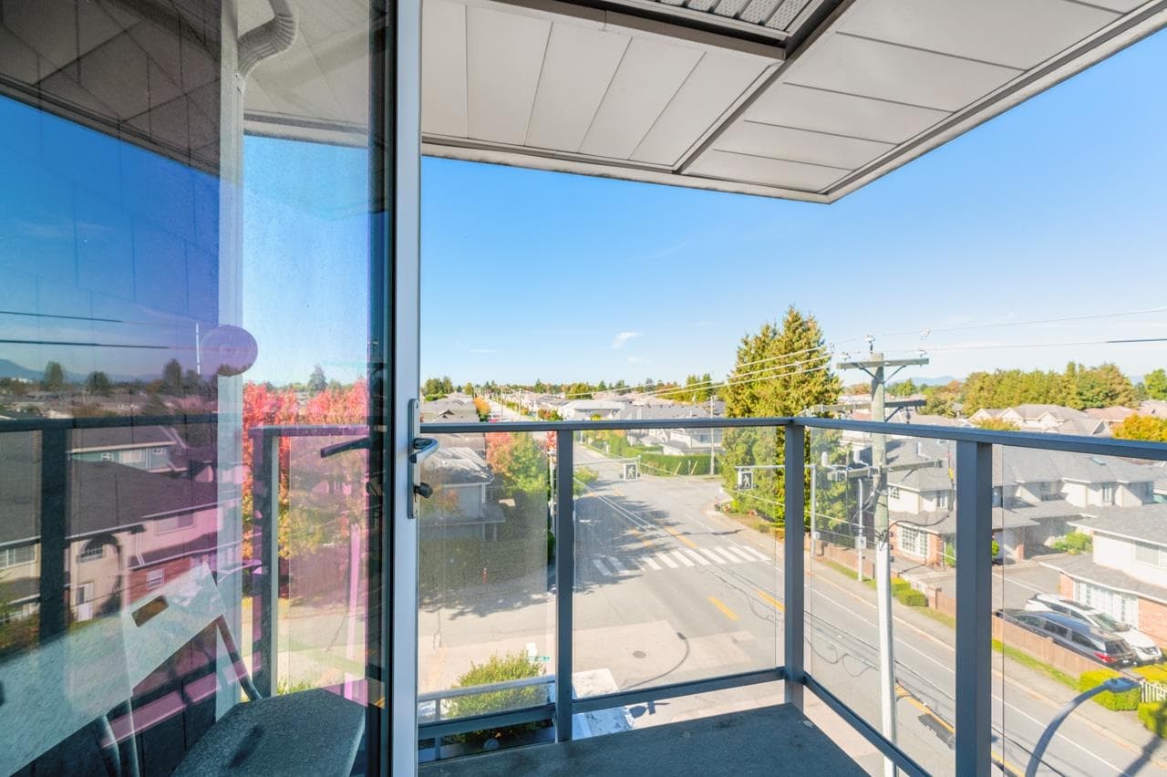 400 - 10020 Dunoon Drive, Richmond, V7A 0A7 — photo 2