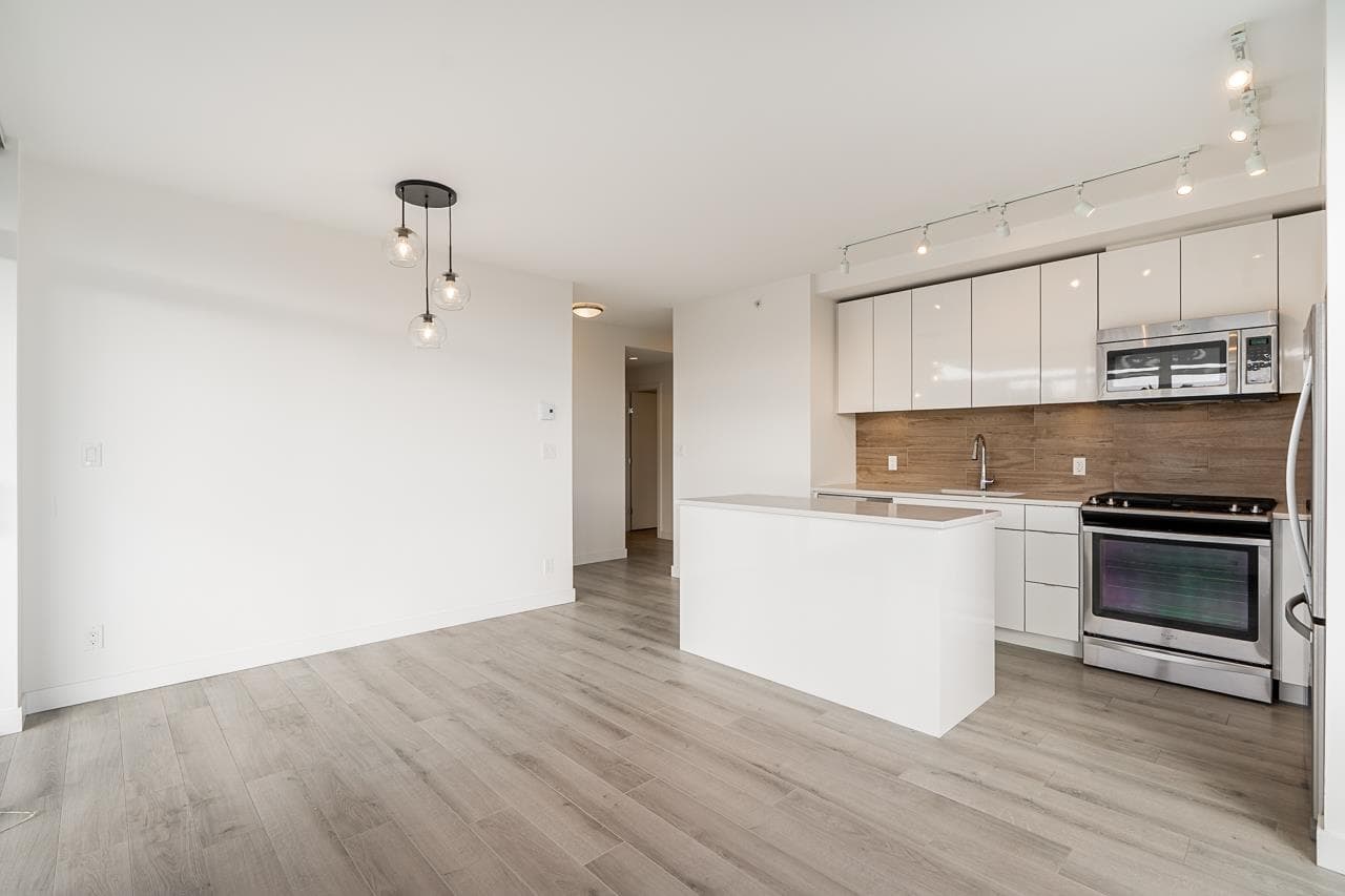 801 - 200 Nelson's Crescent, New Westminster, V3L 0H4 — photo 5