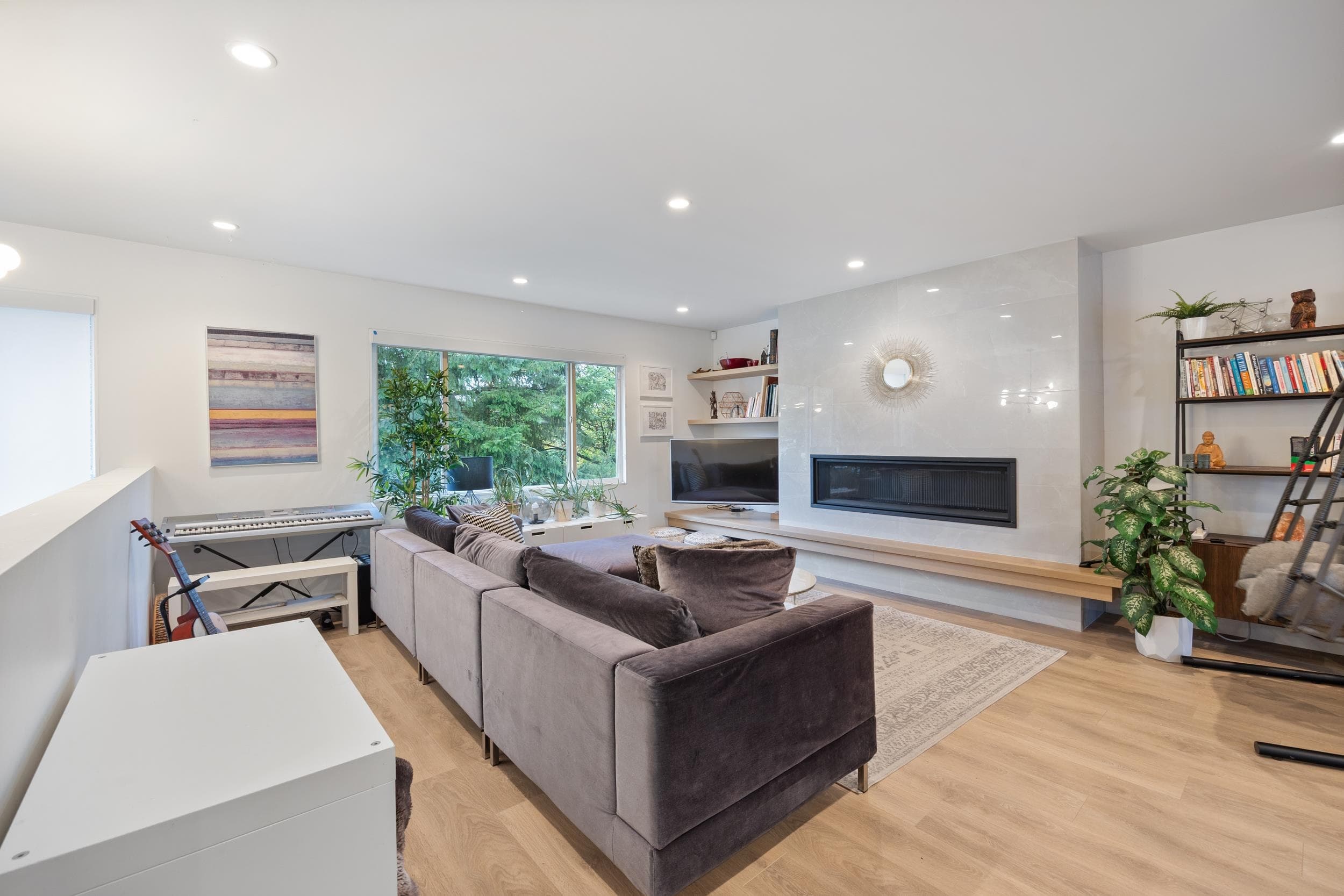 4931 Woodsworth Street, Burnaby, V5G 1S3 — photo 4
