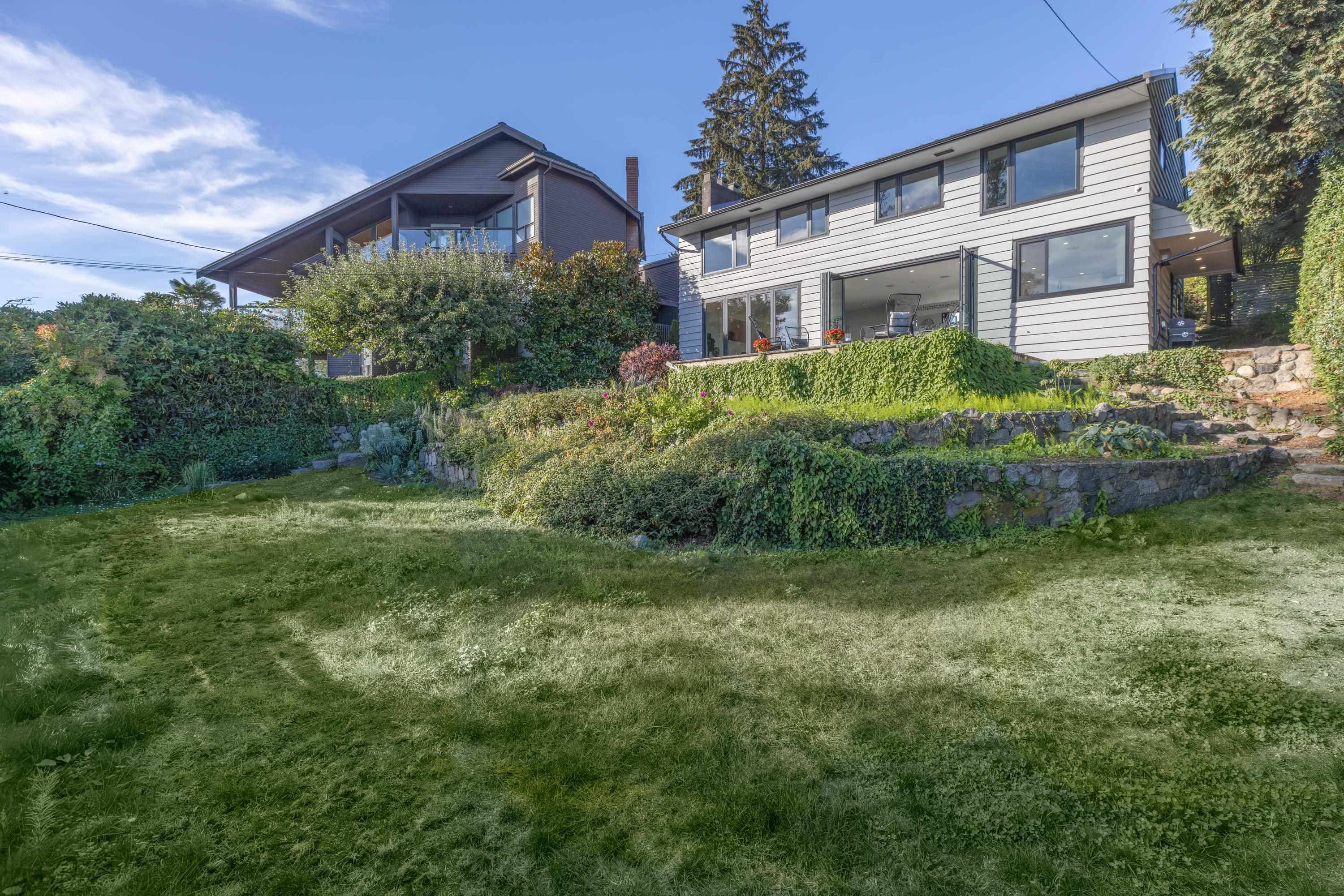 2234 Palmerston Avenue, West Vancouver, V7V 2V8 — photo 3