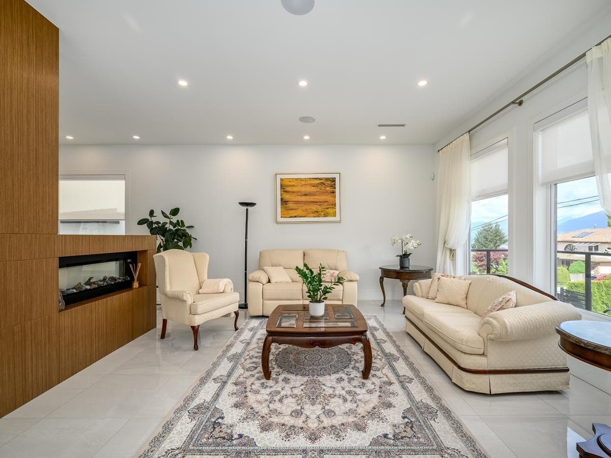 7268 Pandora Street, Burnaby, V5A 1B9 — photo 3
