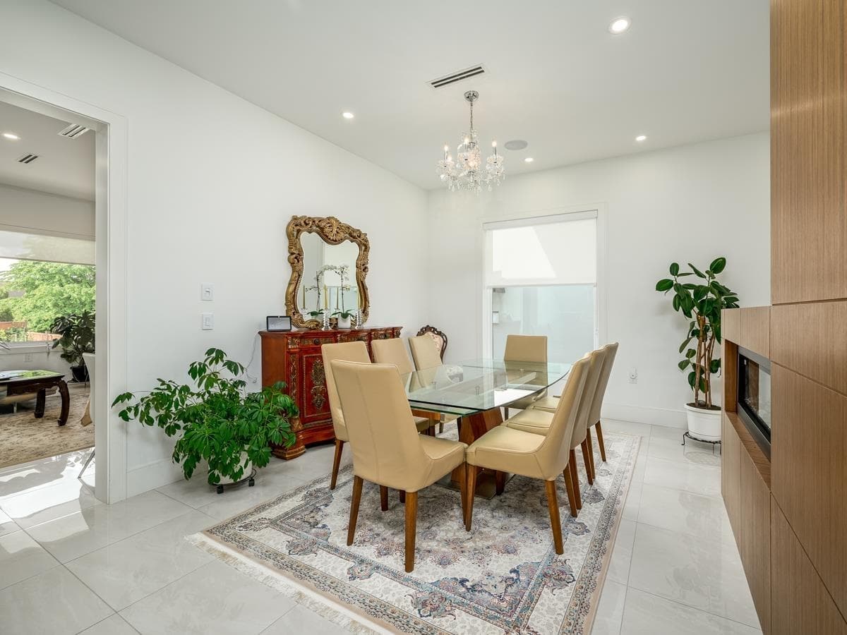 7268 Pandora Street, Burnaby, V5A 1B9 — photo 5