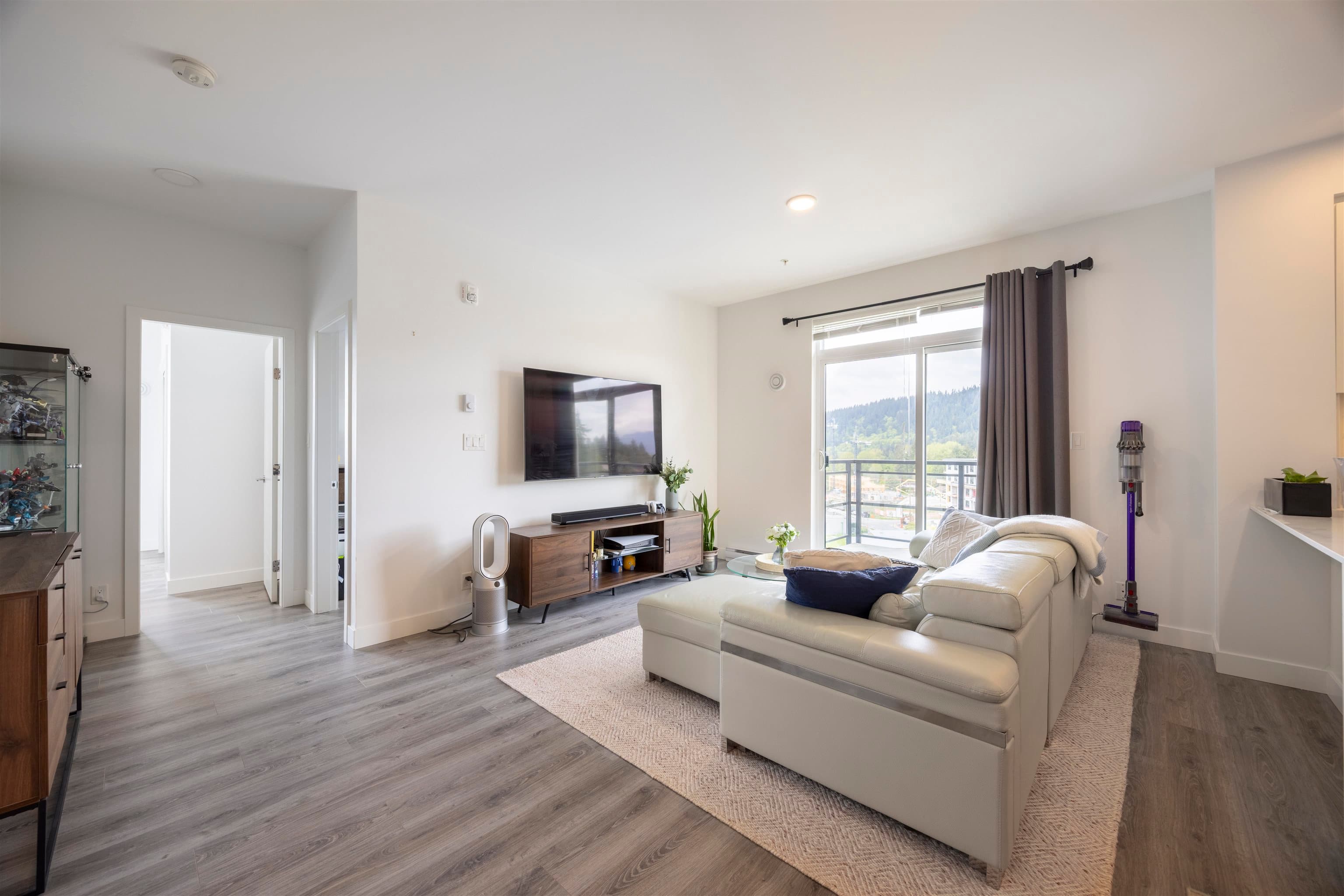 606 - 700 Clarke Road, Coquitlam, V3J 0K5 — photo 5