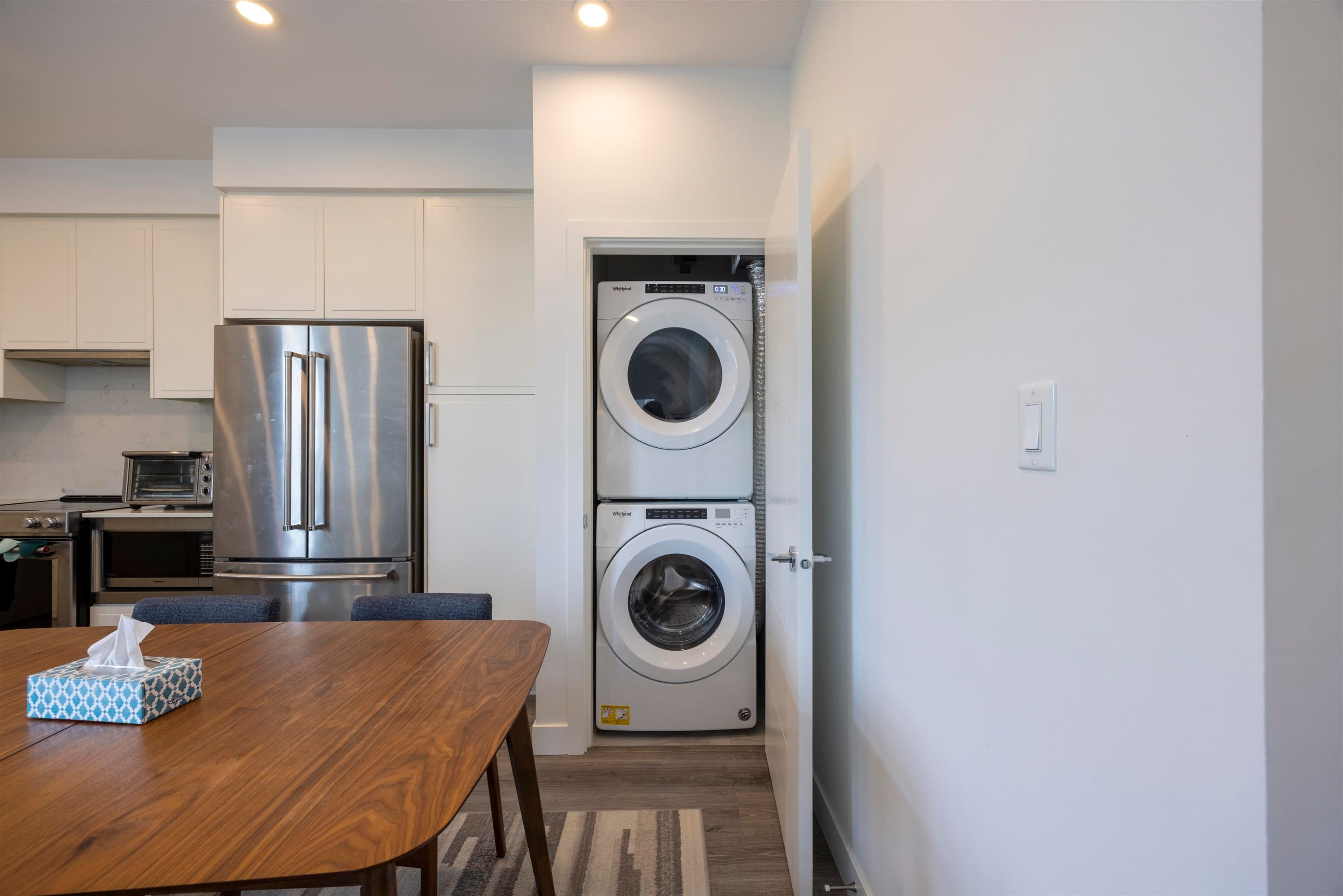 606 - 700 Clarke Road, Coquitlam, V3J 0K5 — photo 4