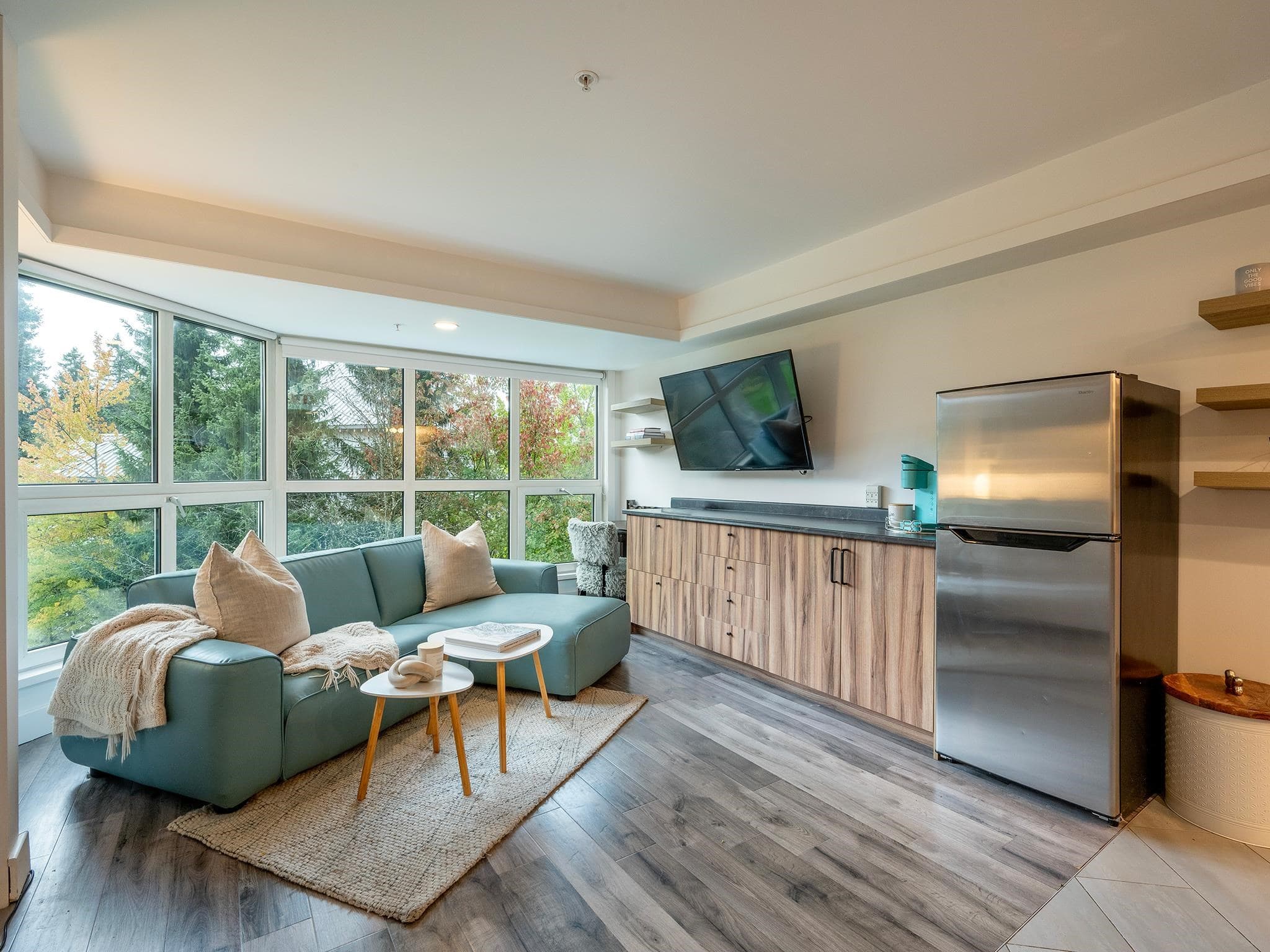 312 - 4557 Blackcomb Way, Whistler, V8E 0Y2 — photo 2