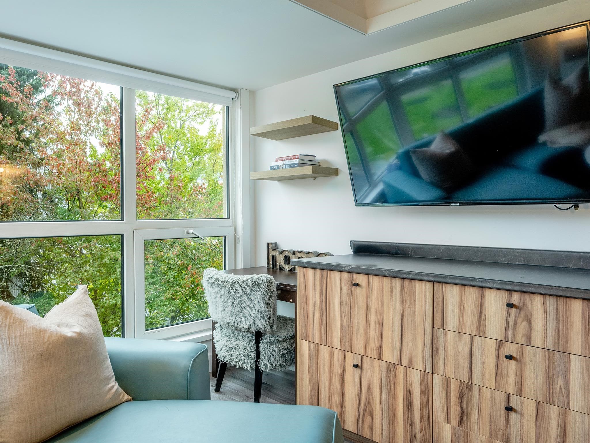 312 - 4557 Blackcomb Way, Whistler, V8E 0Y2 — photo 3
