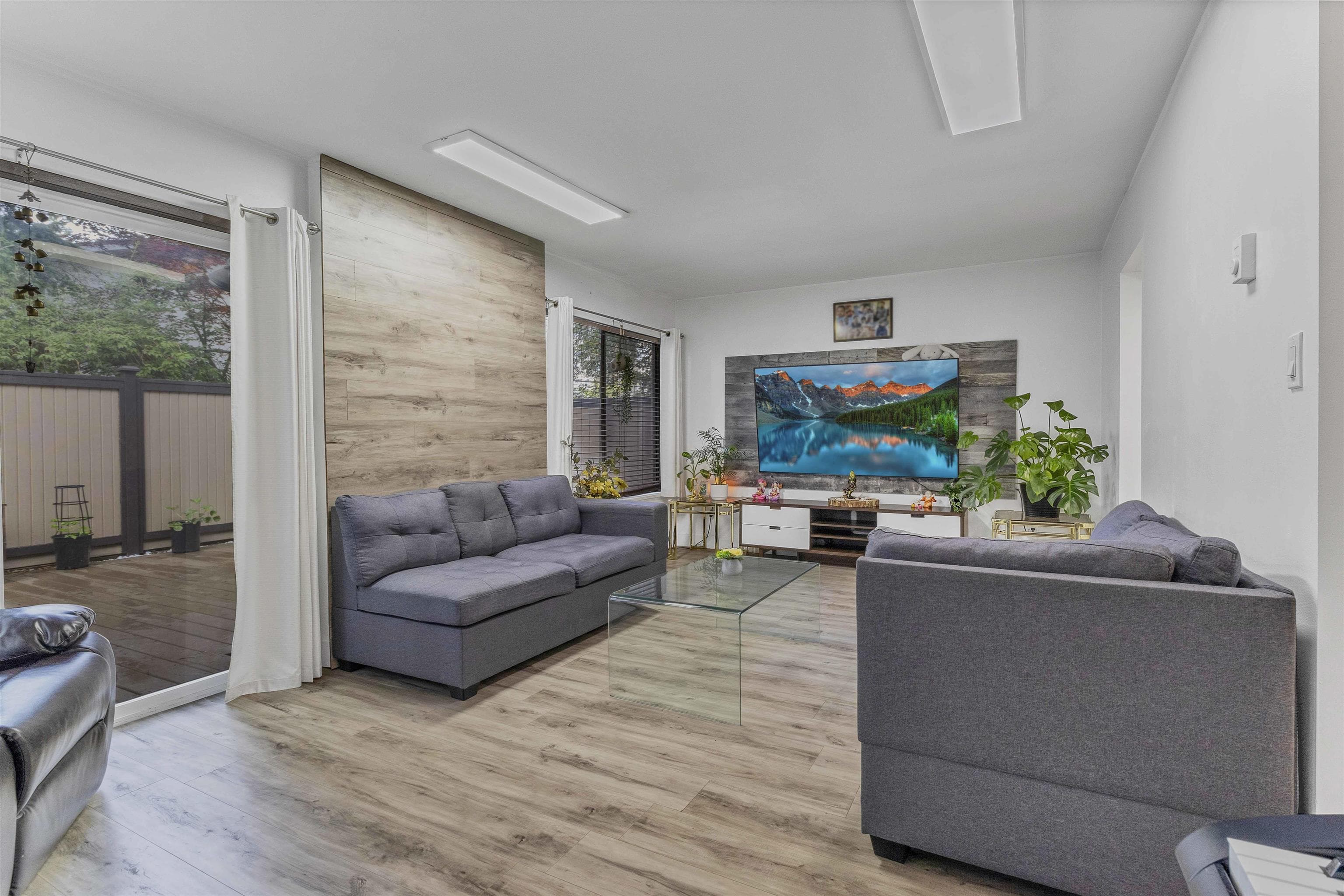 8 - 3015 Trethewey Street, Abbotsford, V2T 3R4 — photo 3