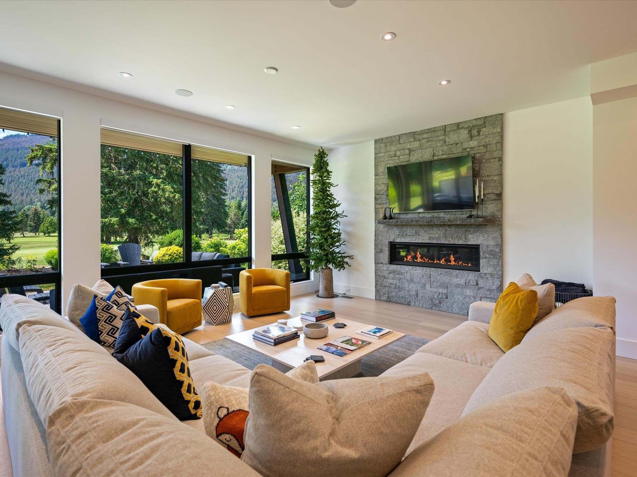 8044 Cypress Place, Whistler
