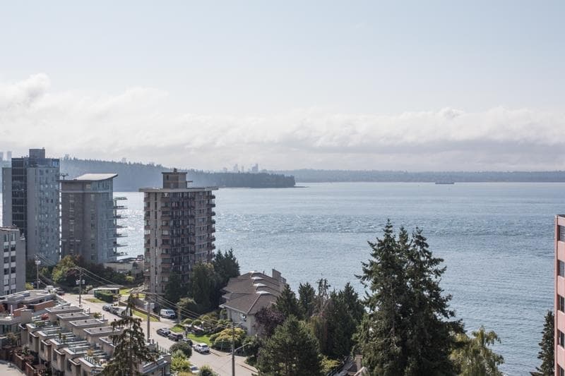 1302 - 2203 Bellevue Avenue, West Vancouver