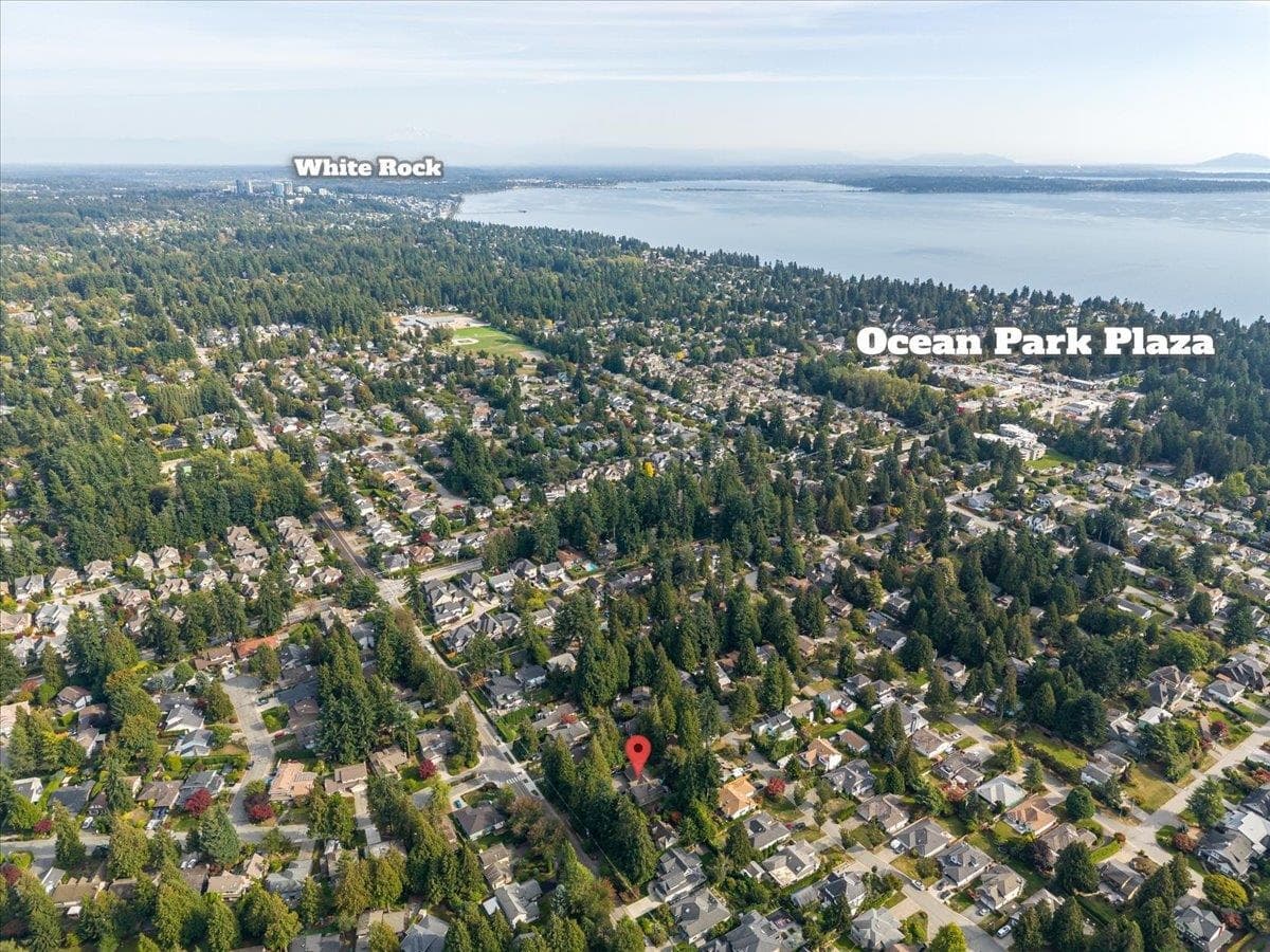 LT.B - 12686 20 Avenue, Surrey, V4A 1Y6 — photo 4