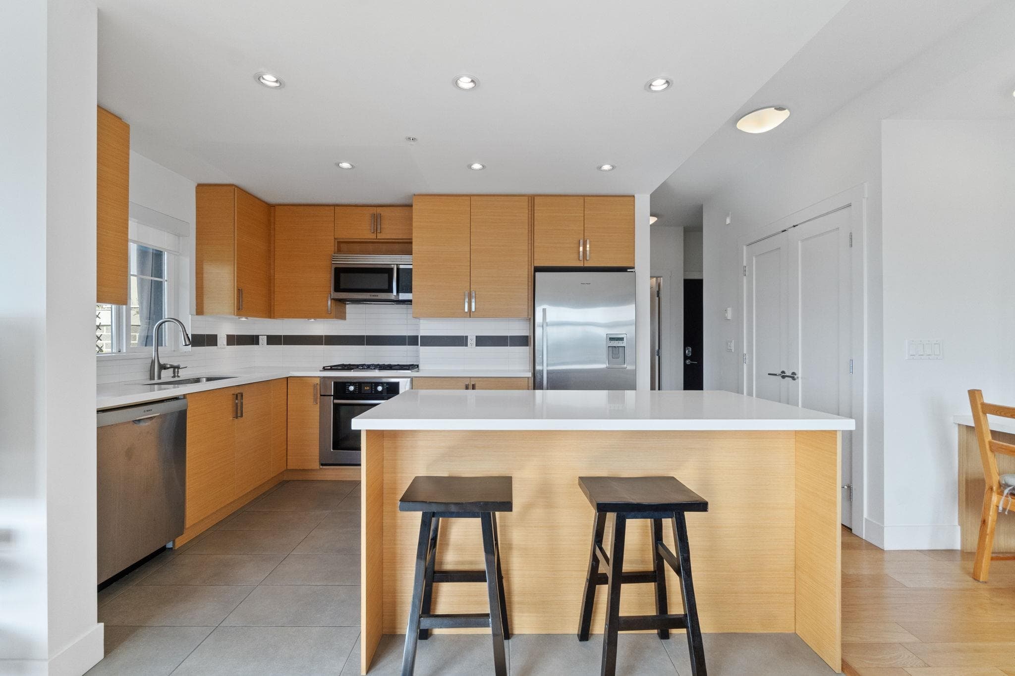 307 - 4710 Hastings Street, Burnaby