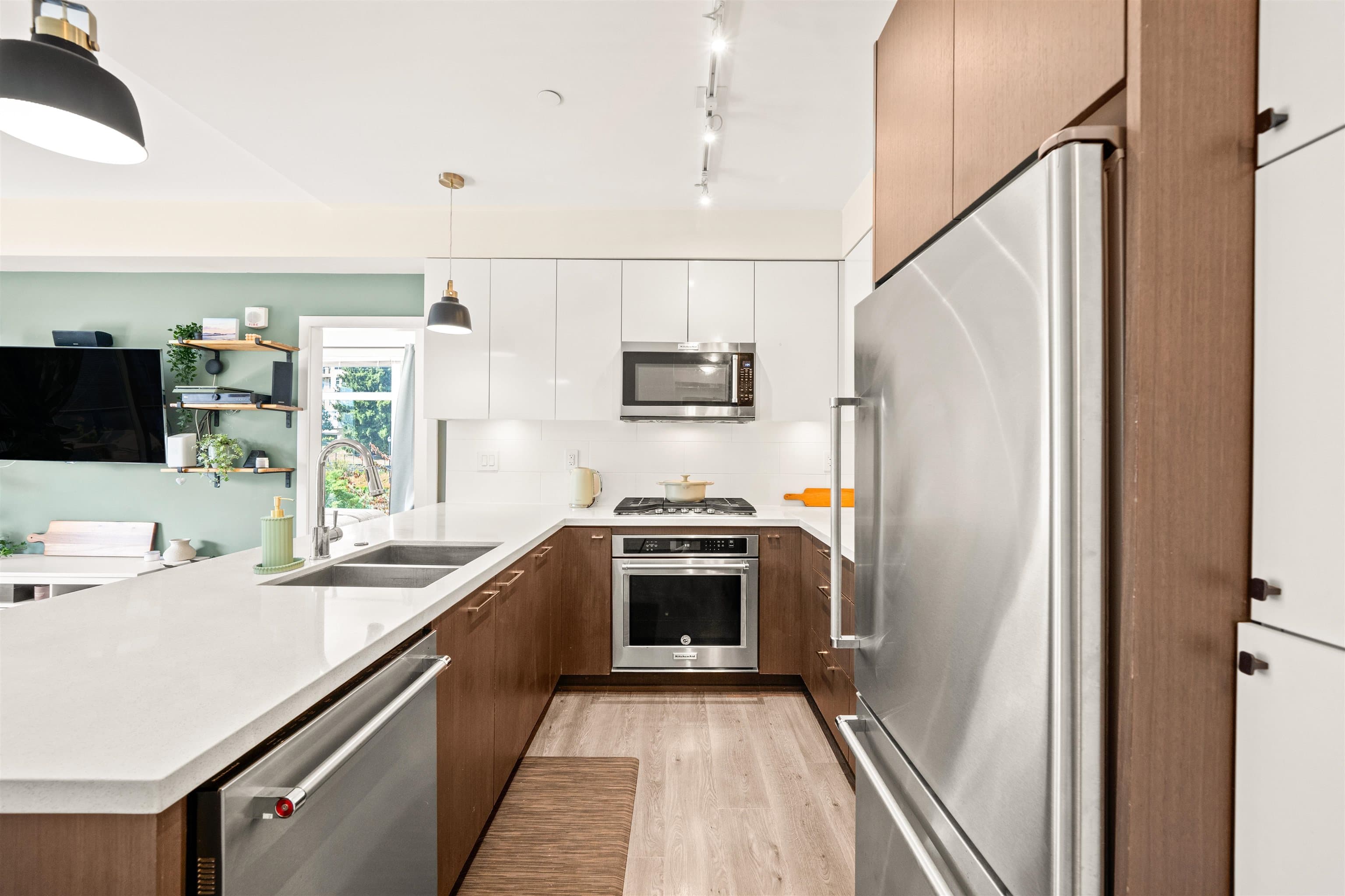 305 - 28 E Royal Avenue, New Westminster, V3L 0B7 — photo 5