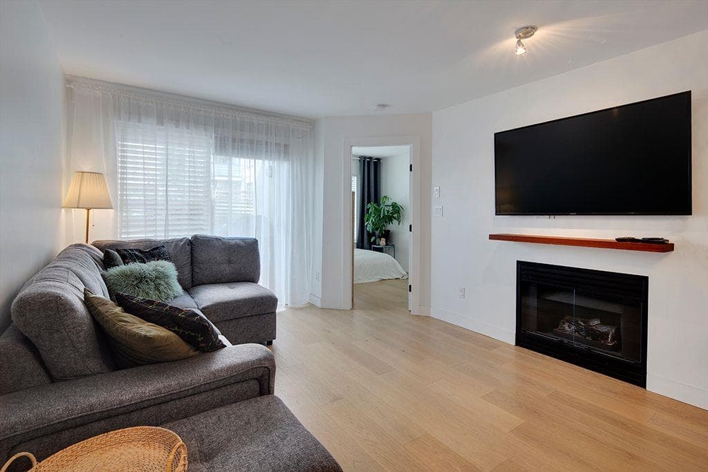 411 - 108 W Esplanade Avenue, North Vancouver, V7M 3M8 — photo 5