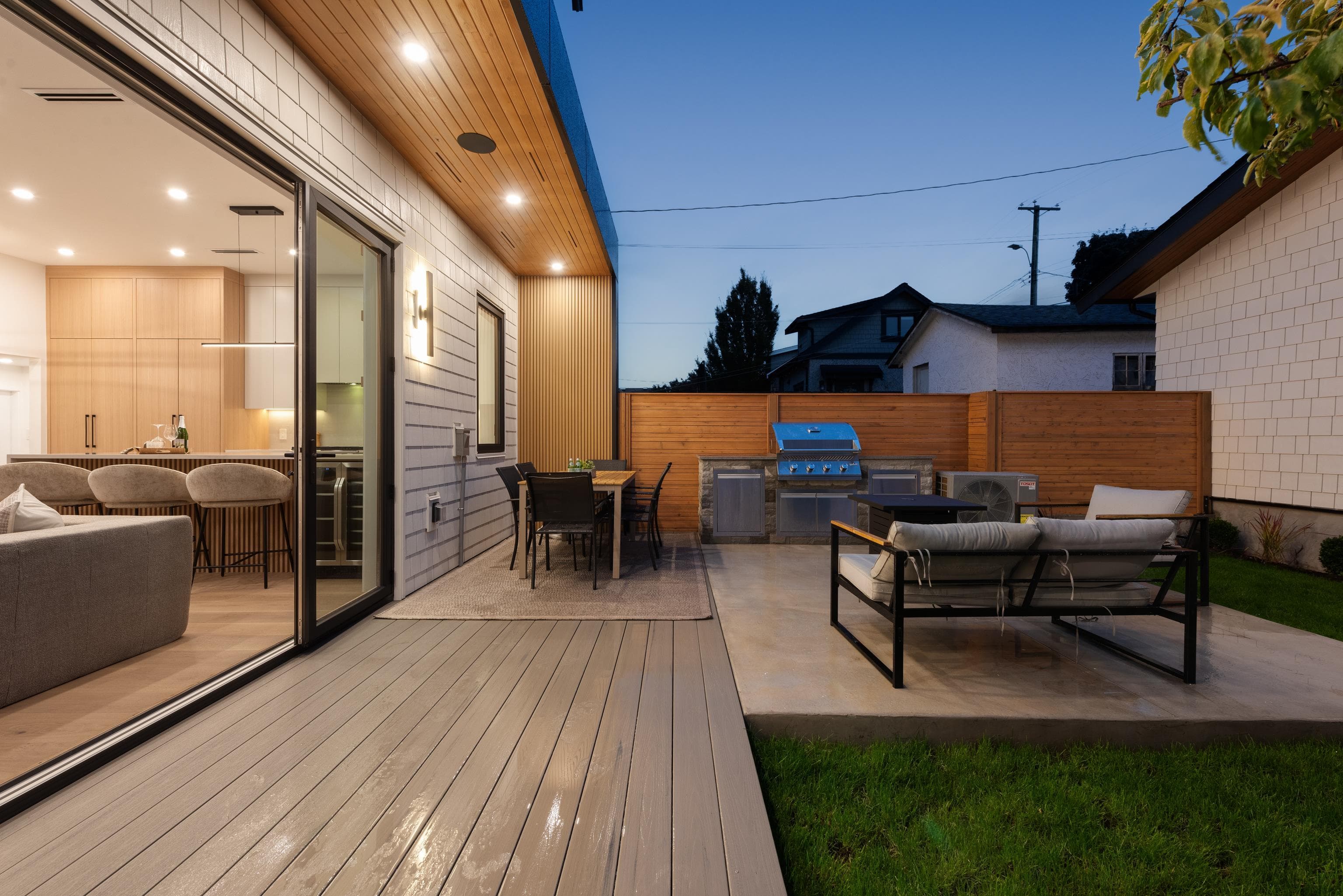 2 - 312 E 37th Avenue, Vancouver, V5W 1E7 — photo 3
