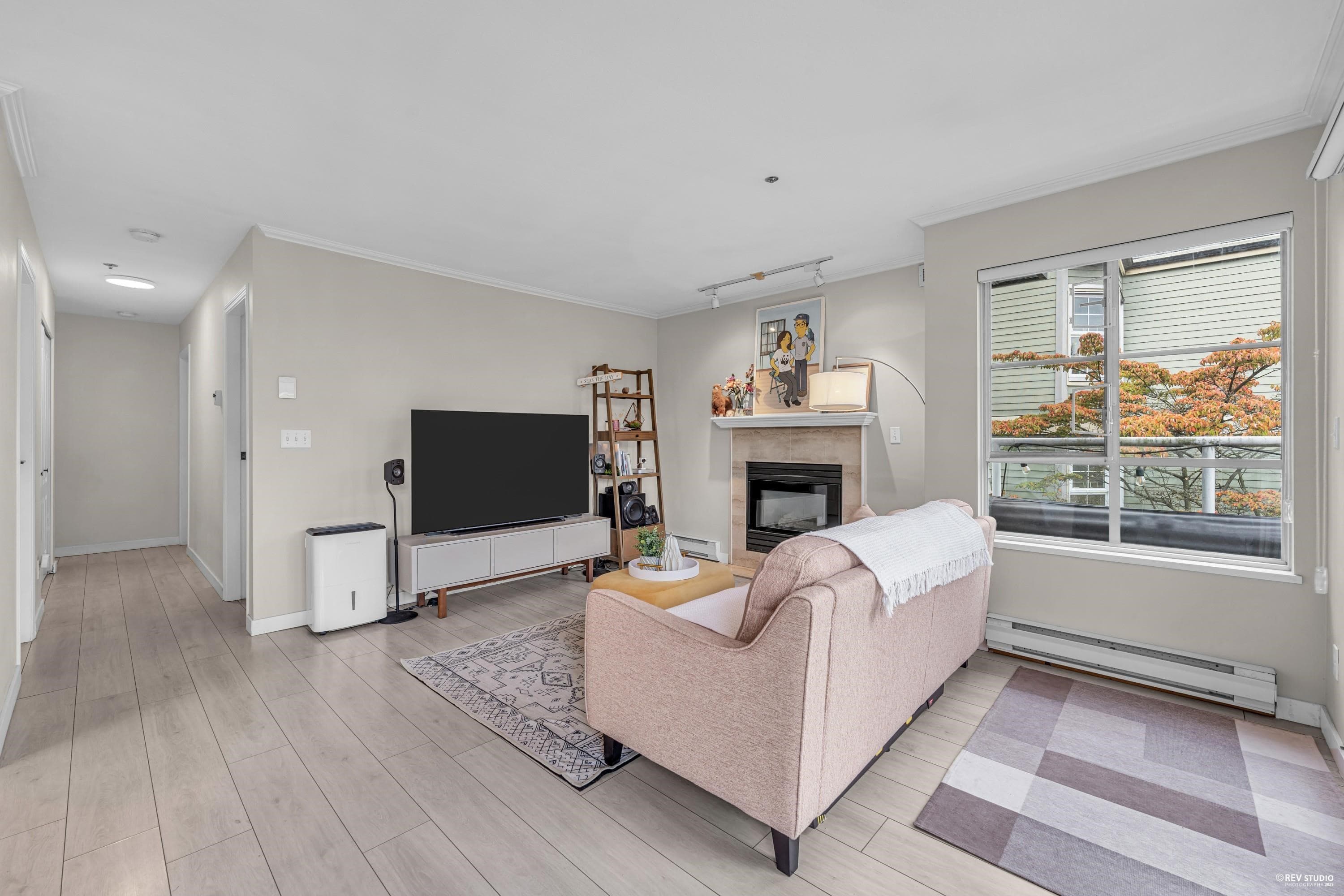 305 - 868 W 16th Avenue, Vancouver, V5Z 1T1 — photo 4