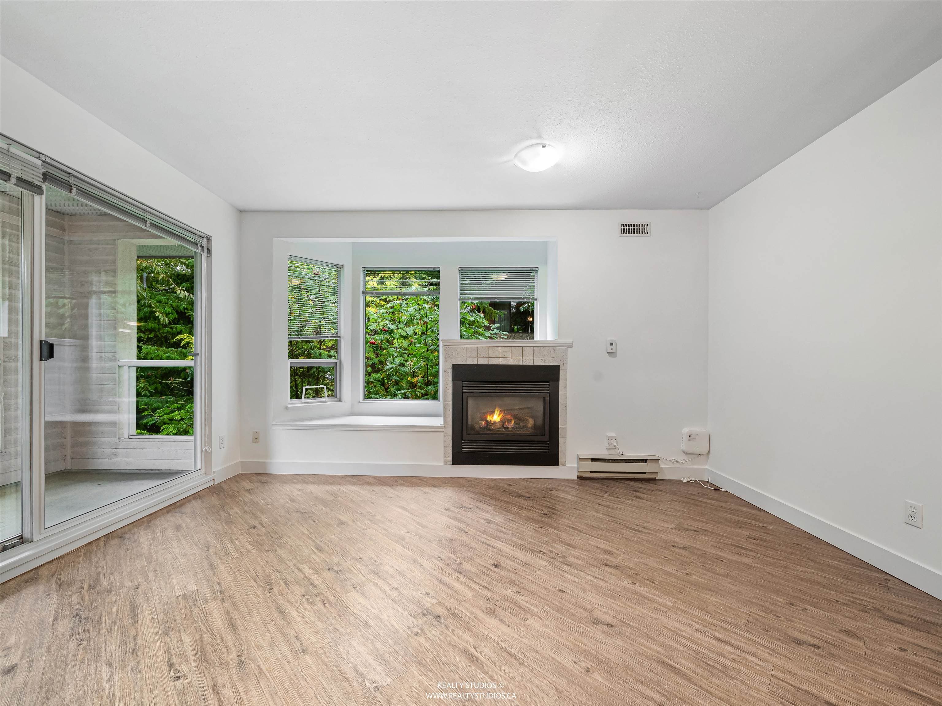 303 - 123 E 6th Street, North Vancouver, V7L 1N9 — photo 5