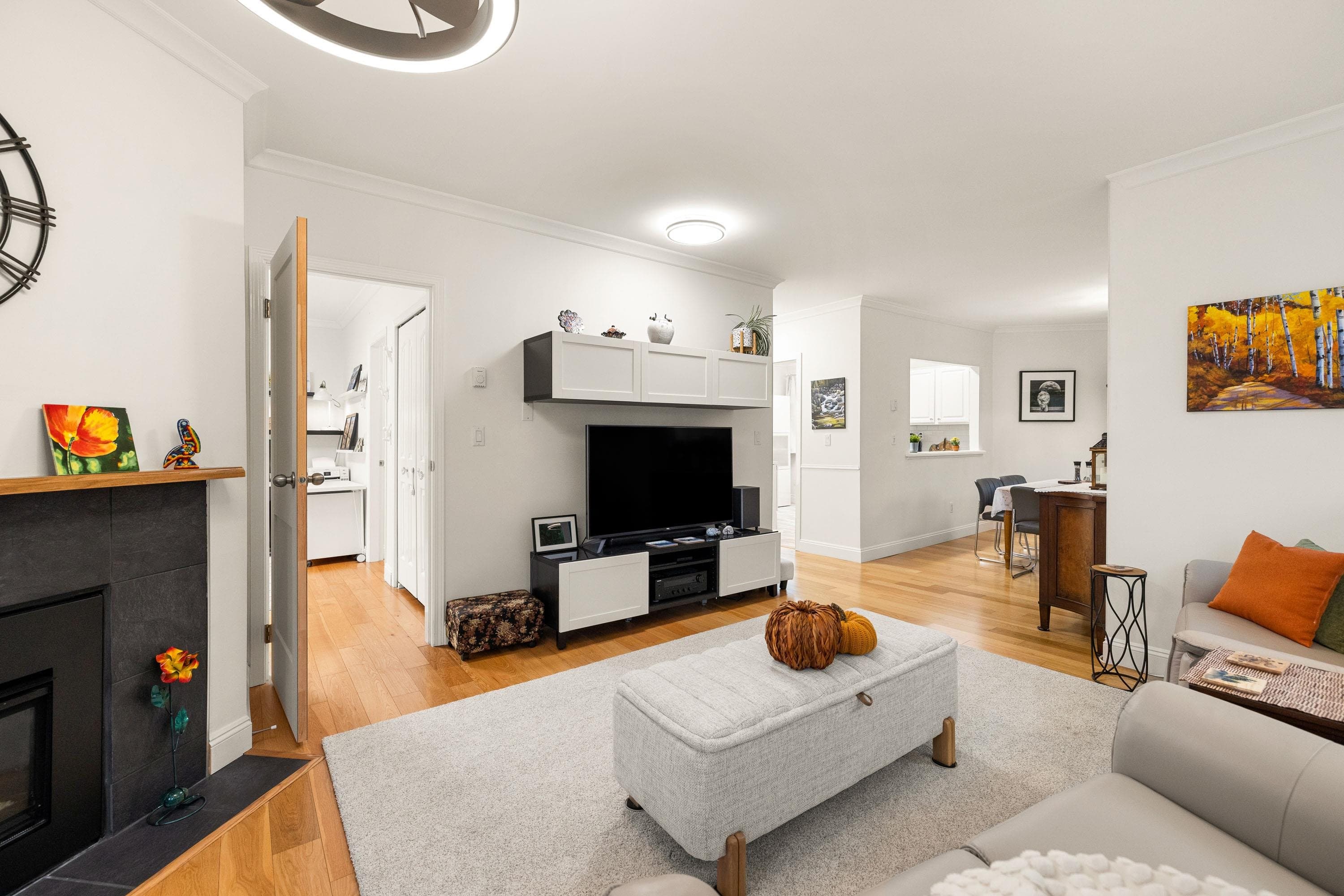 201 - 1255 Best Street, White Rock, V4B 4E1 — photo 4