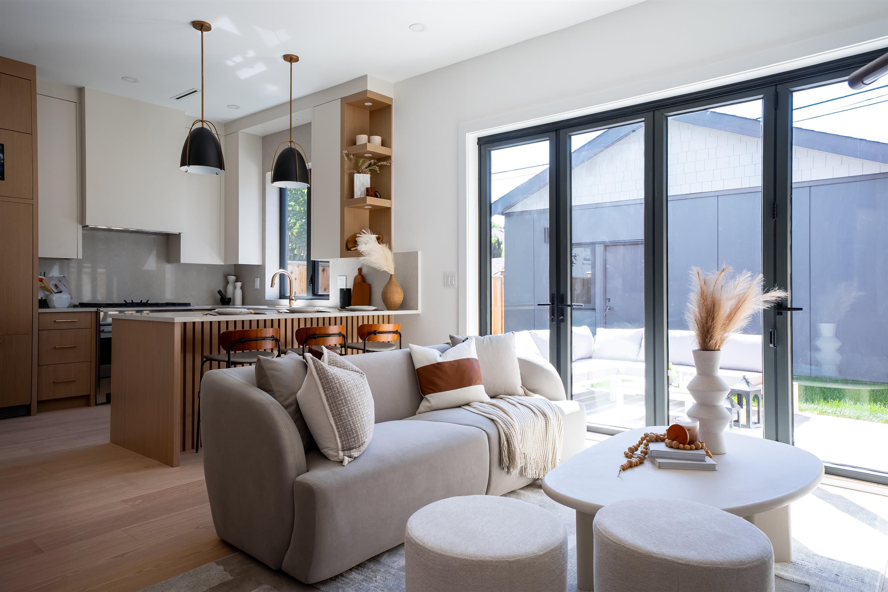 2 - 356 E 40th Avenue, Vancouver, V5W 1L9 — photo 5