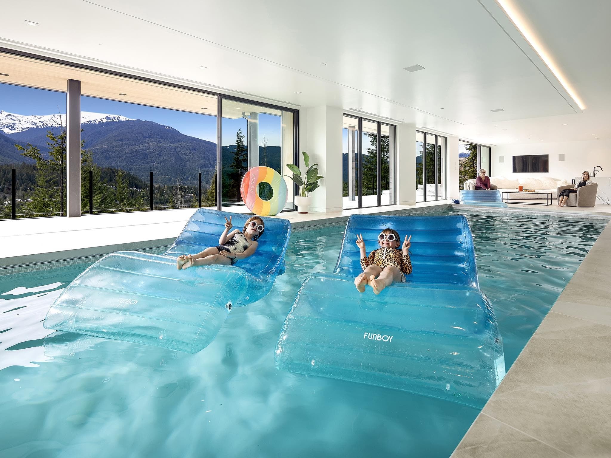 3824 Sunridge Drive, Whistler, V8E 0W1 — photo 3
