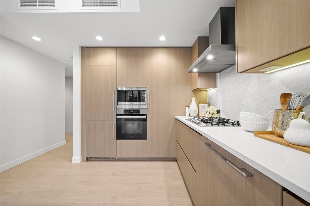 1206 - 1768 Cook Street, Vancouver, V5Y 0N3 — photo 3