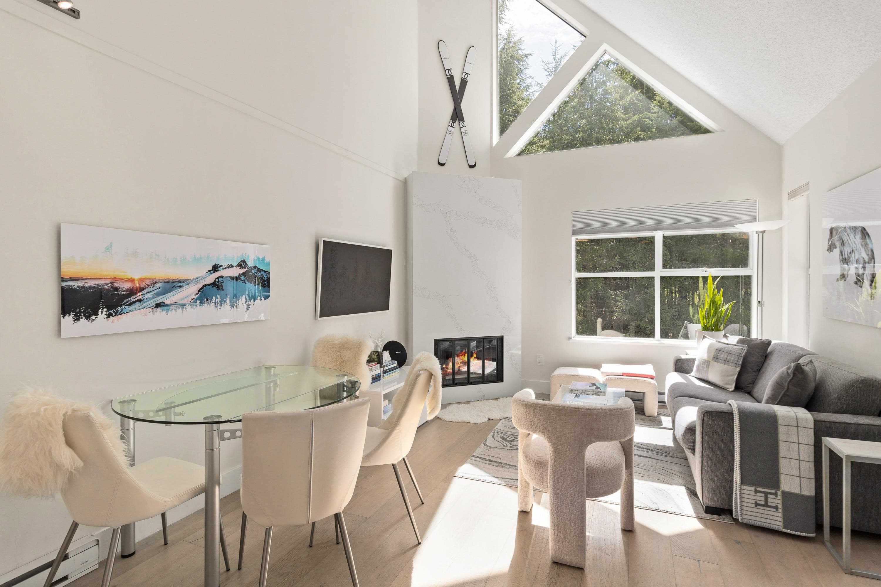 306 - 4749 Spearhead Drive, Whistler, V8E 1E9 — photo 2