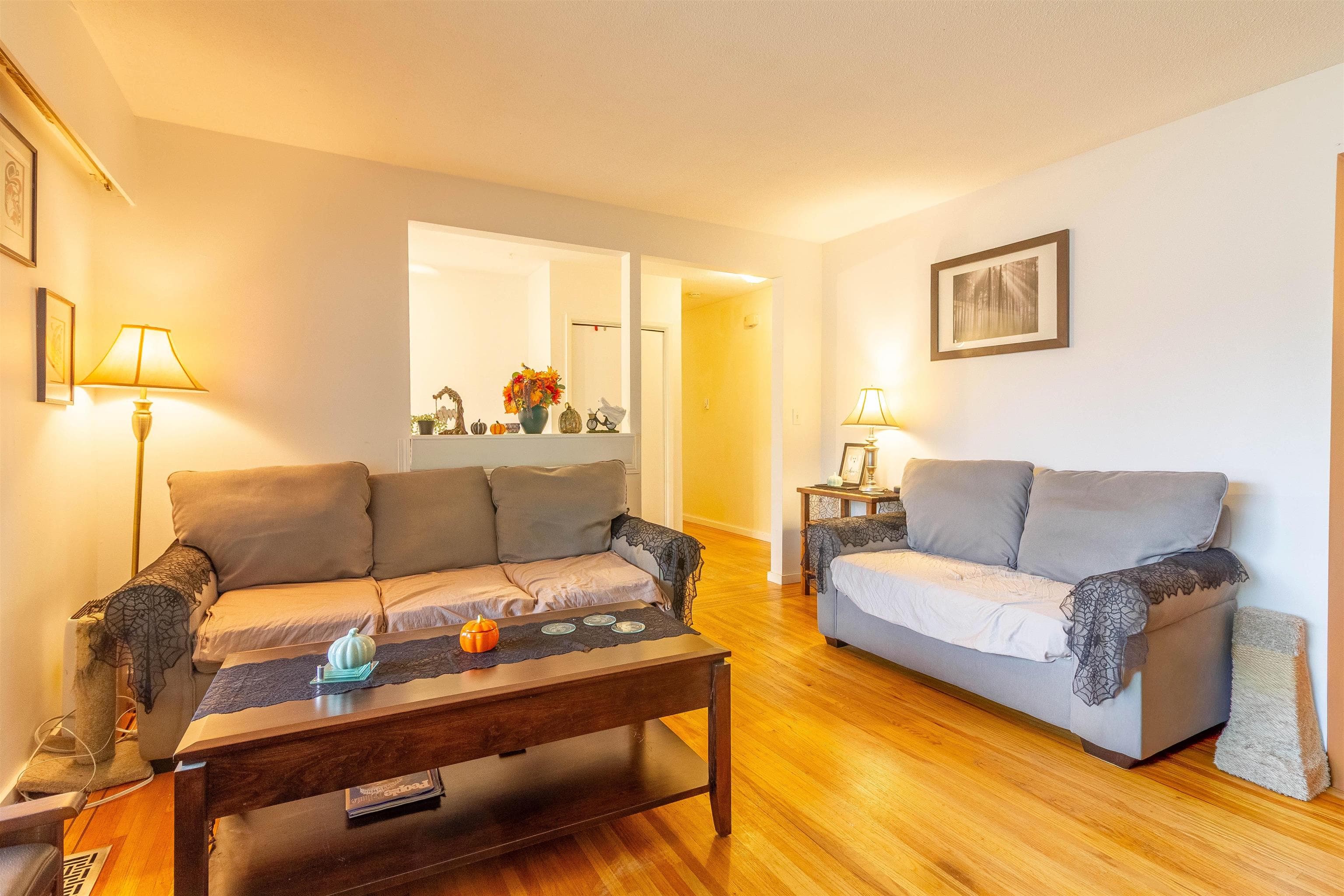 406 Schoolhouse Street, Coquitlam, V3K 4Y6 — photo 4