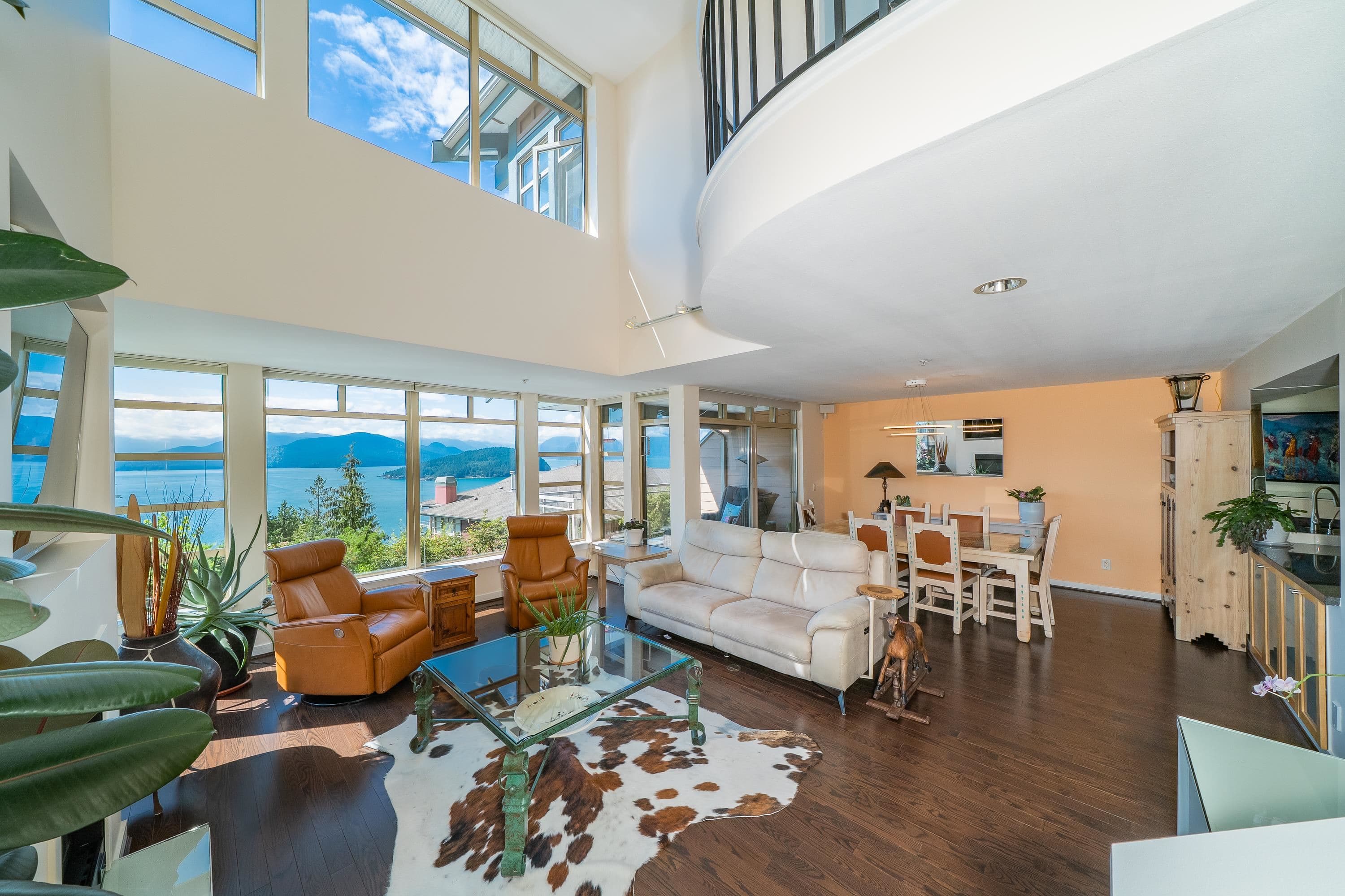 8664 Seascape Drive, West Vancouver, V7W 3J7 — photo 2