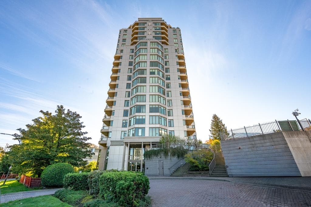 1702 - 13880 101st Avenue, Surrey