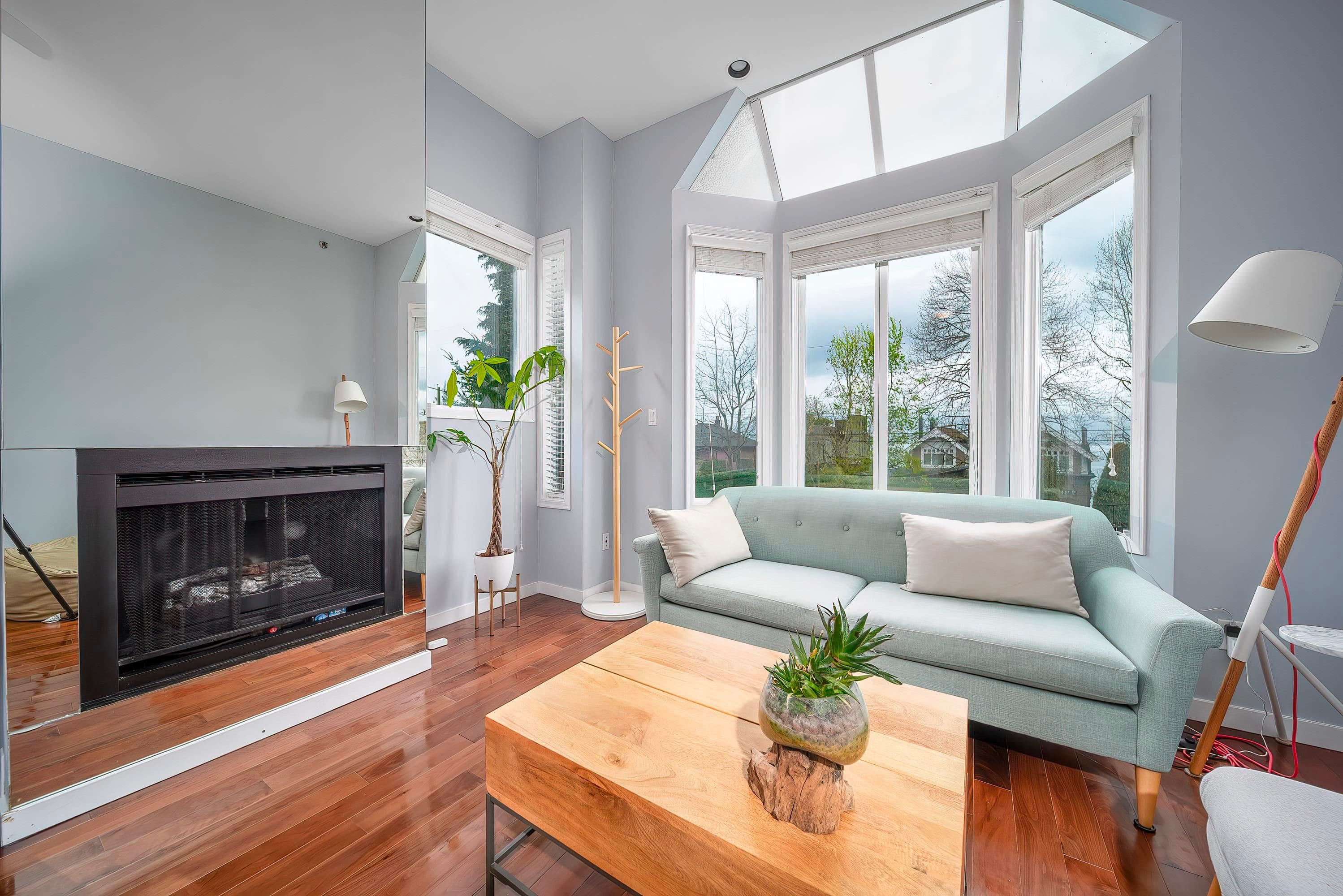 3458 Point Grey Road, Vancouver, V6R 1A5 — photo 3