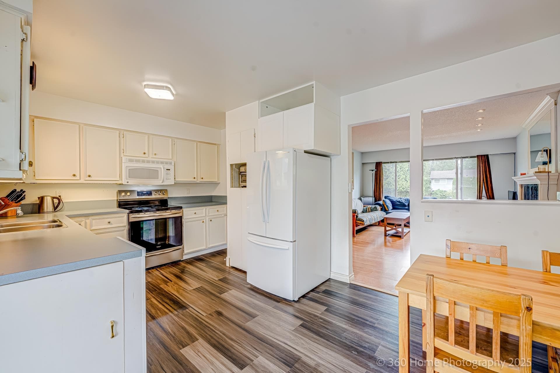 3958 Coast Meridian Road, Port Coquitlam, V3B 3P4 — photo 3