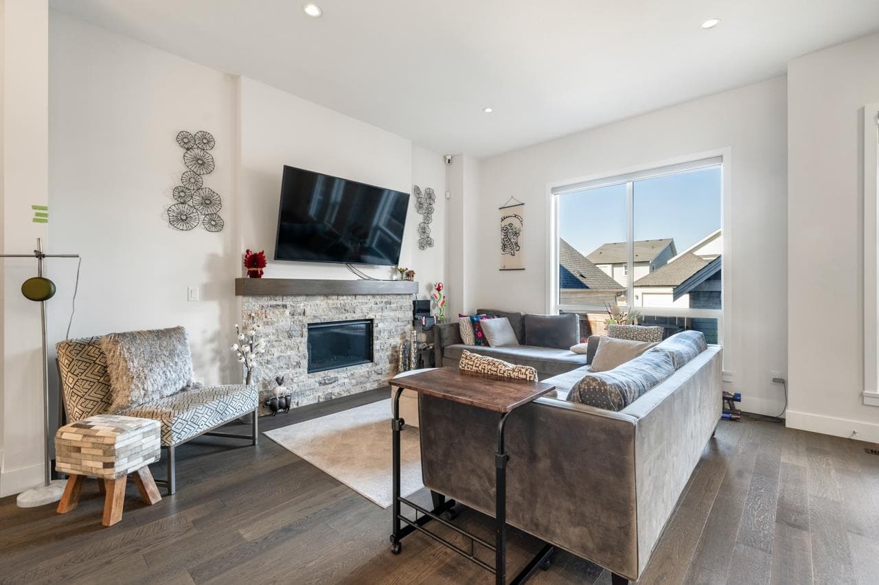 16509 25 Avenue, Surrey, V3Z 0S2 — photo 5