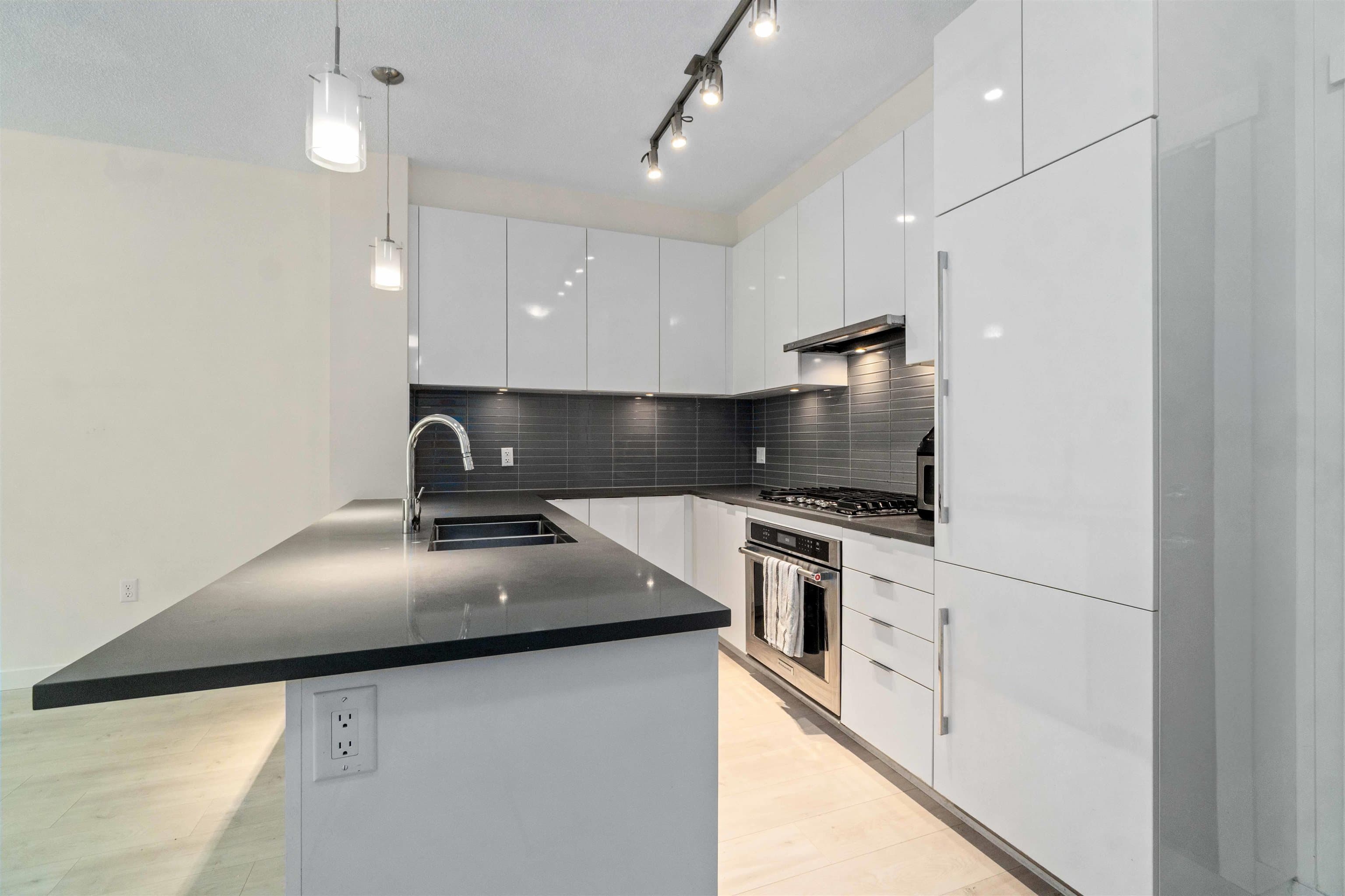 106 - 9388 Tomicki Avenue, Richmond, V6X 0P1 — photo 4