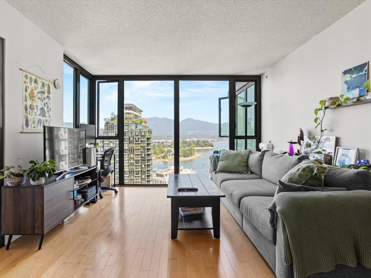 2305 - 1331 W Georgia Street, Vancouver, V6E 4P1 — photo 2