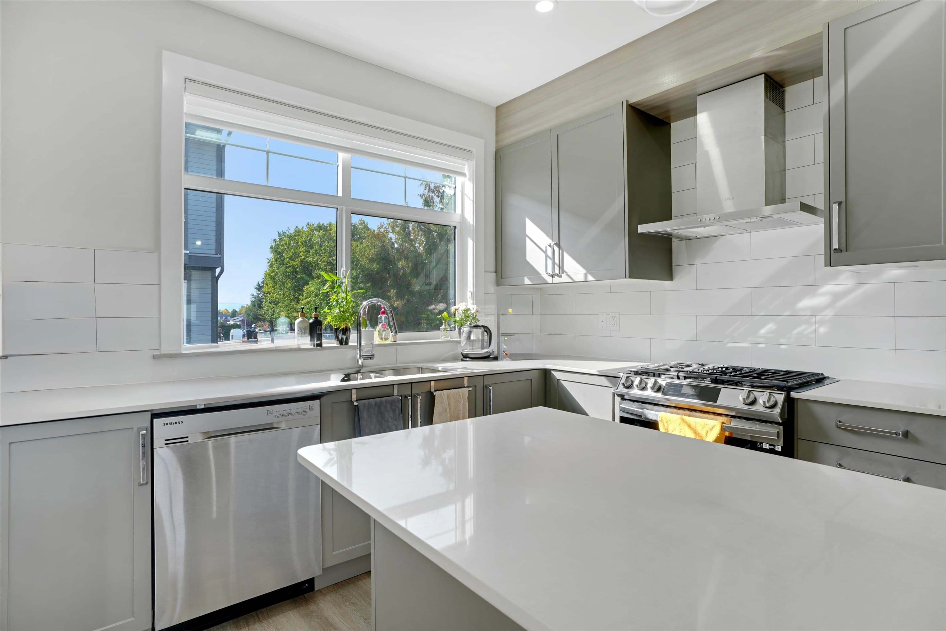 19 - 17528 60 Avenue, Surrey, V3S 1T8 — photo 4