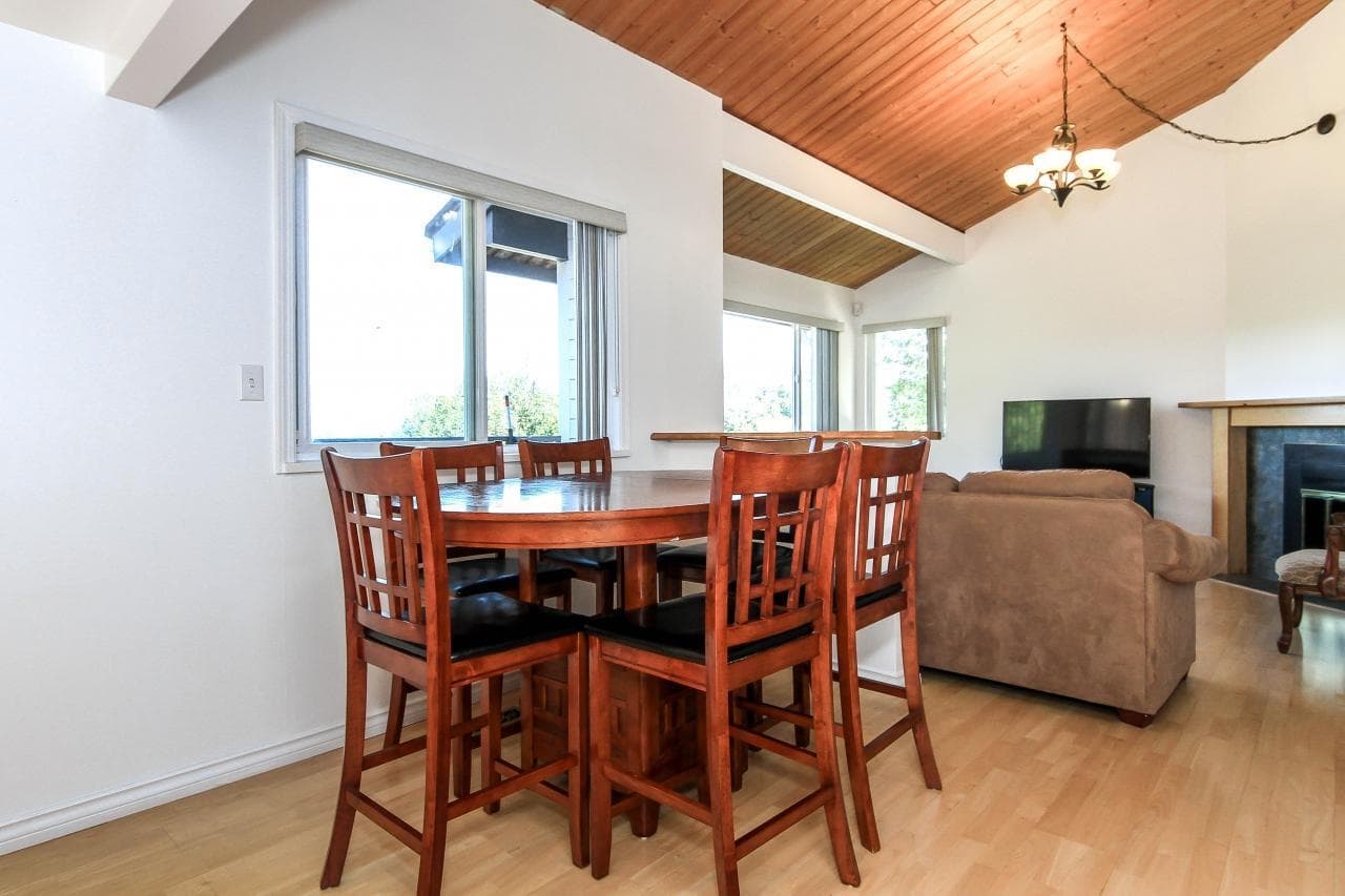 1525 Elinor Crescent, Port Coquitlam, V3C 2Y3 — photo 3