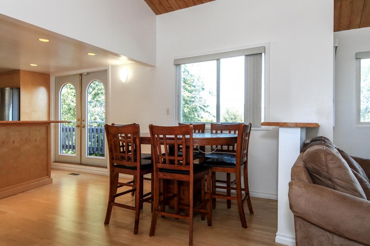 1525 Elinor Crescent, Port Coquitlam, V3C 2Y3 — photo 4