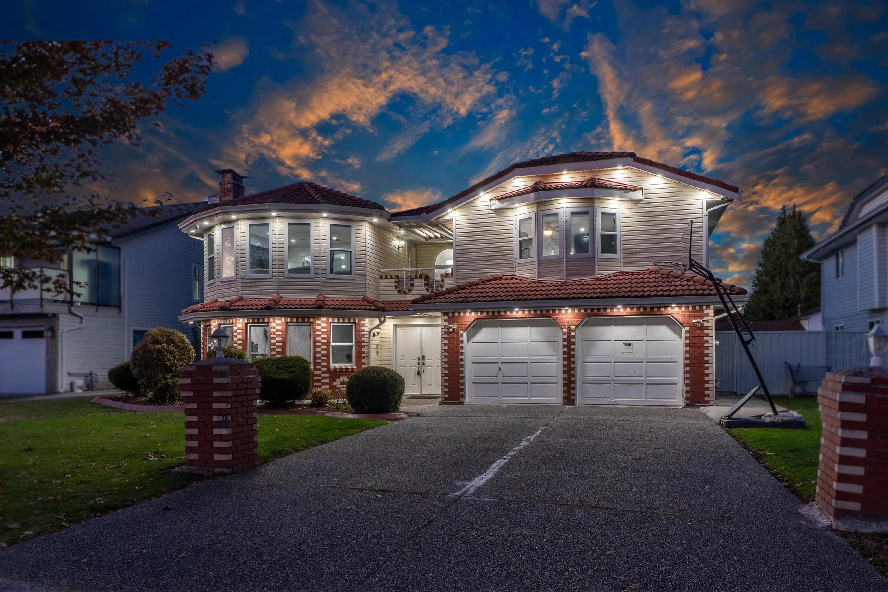 12451 90a Avenue, Surrey