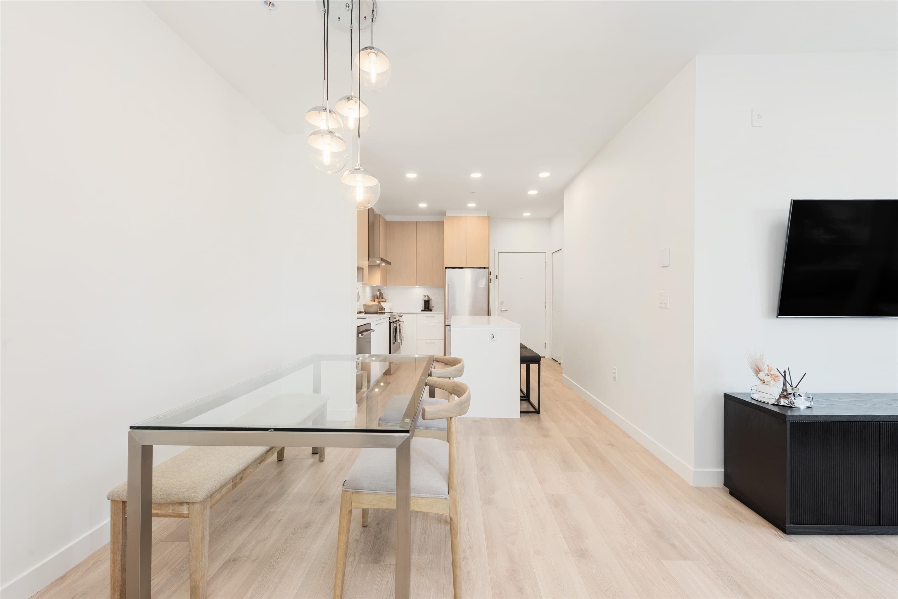 222 - 7588 16th Street, Burnaby, V3N 0H8 — photo 3