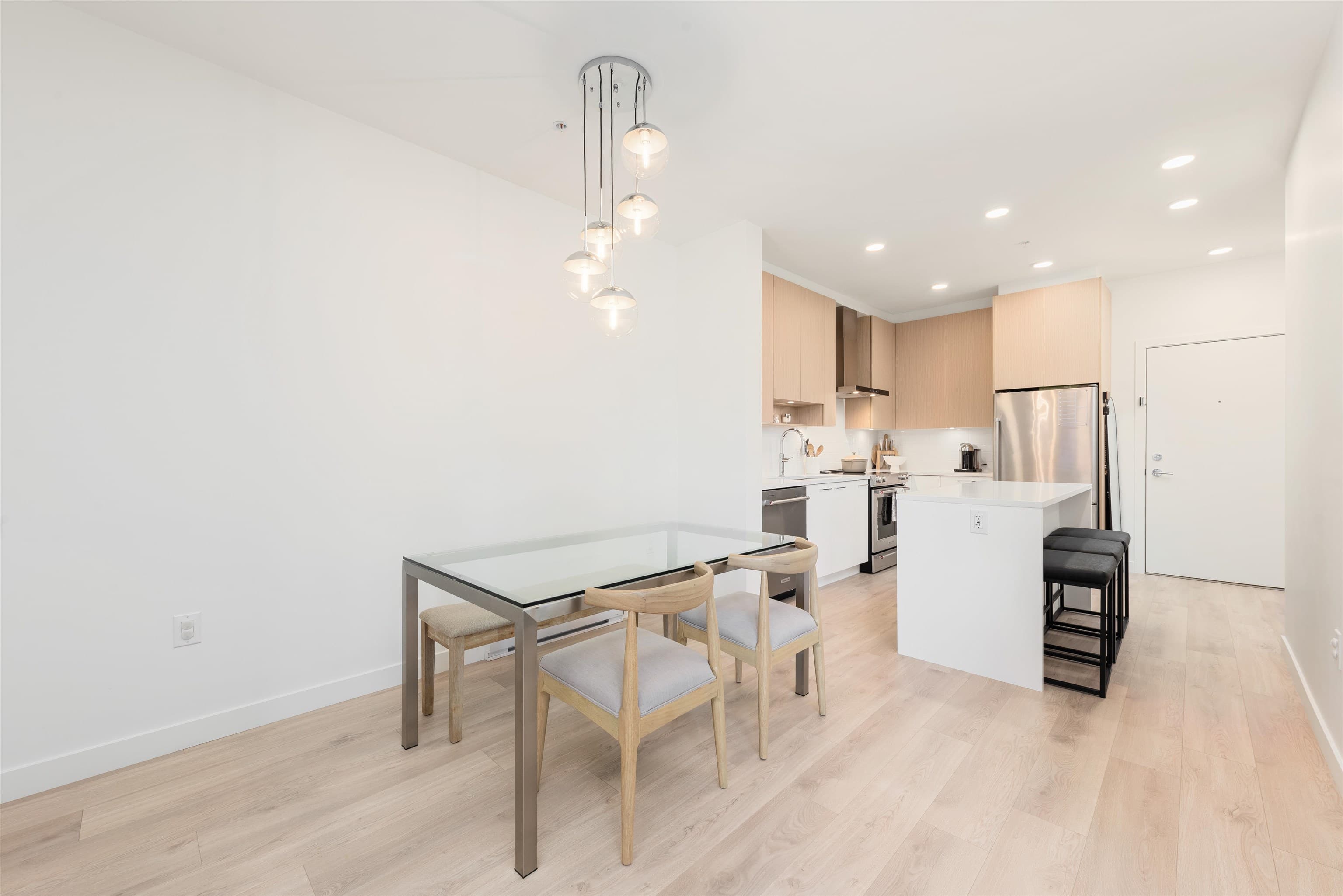 222 - 7588 16th Street, Burnaby, V3N 0H8 — photo 4