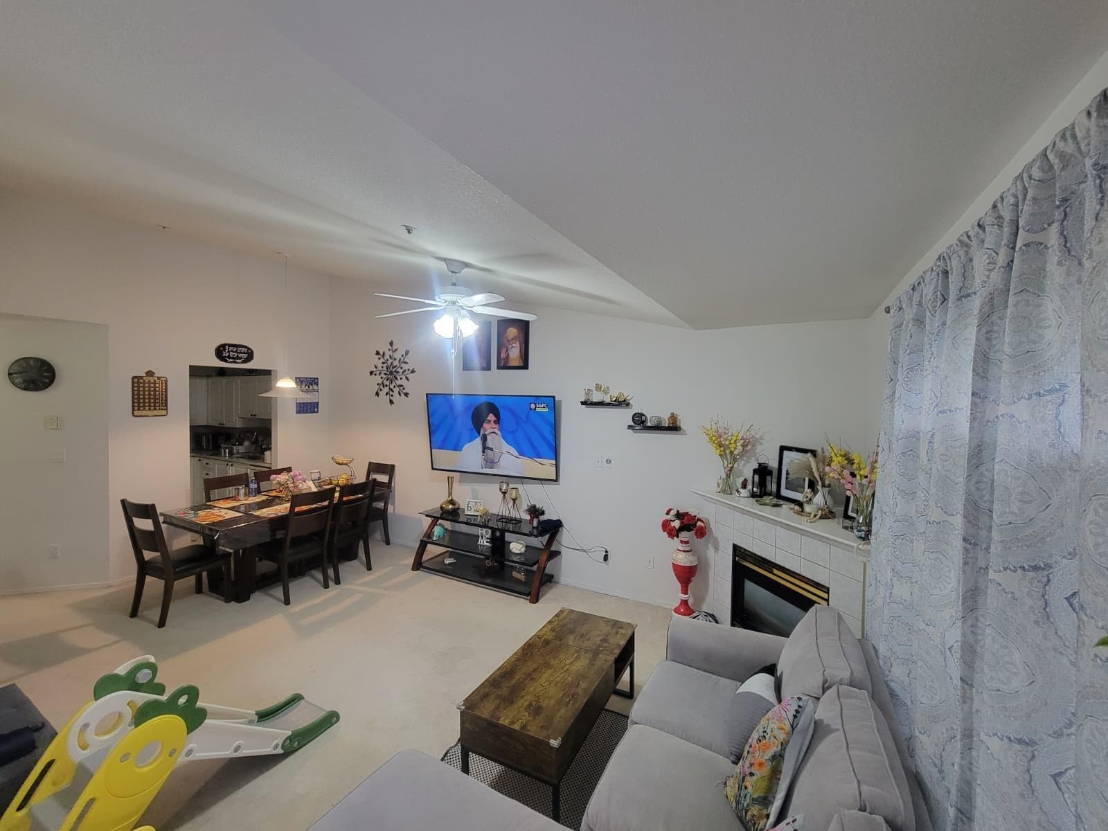 312 - 12769 72 Avenue, Surrey, V3W 2M7 — photo 2