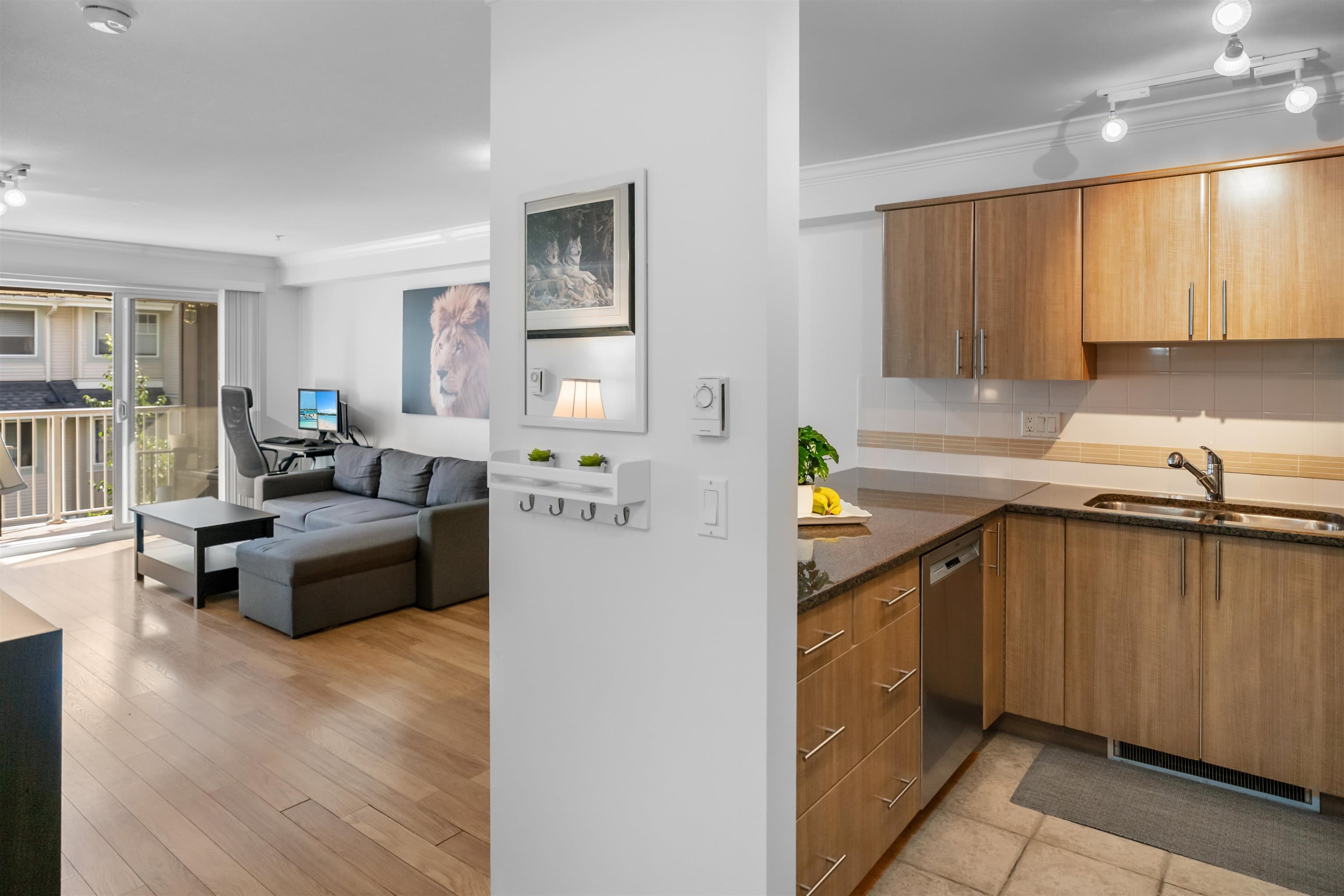 307 - 19340 65 Avenue, Surrey, V4N 0A3 — photo 5