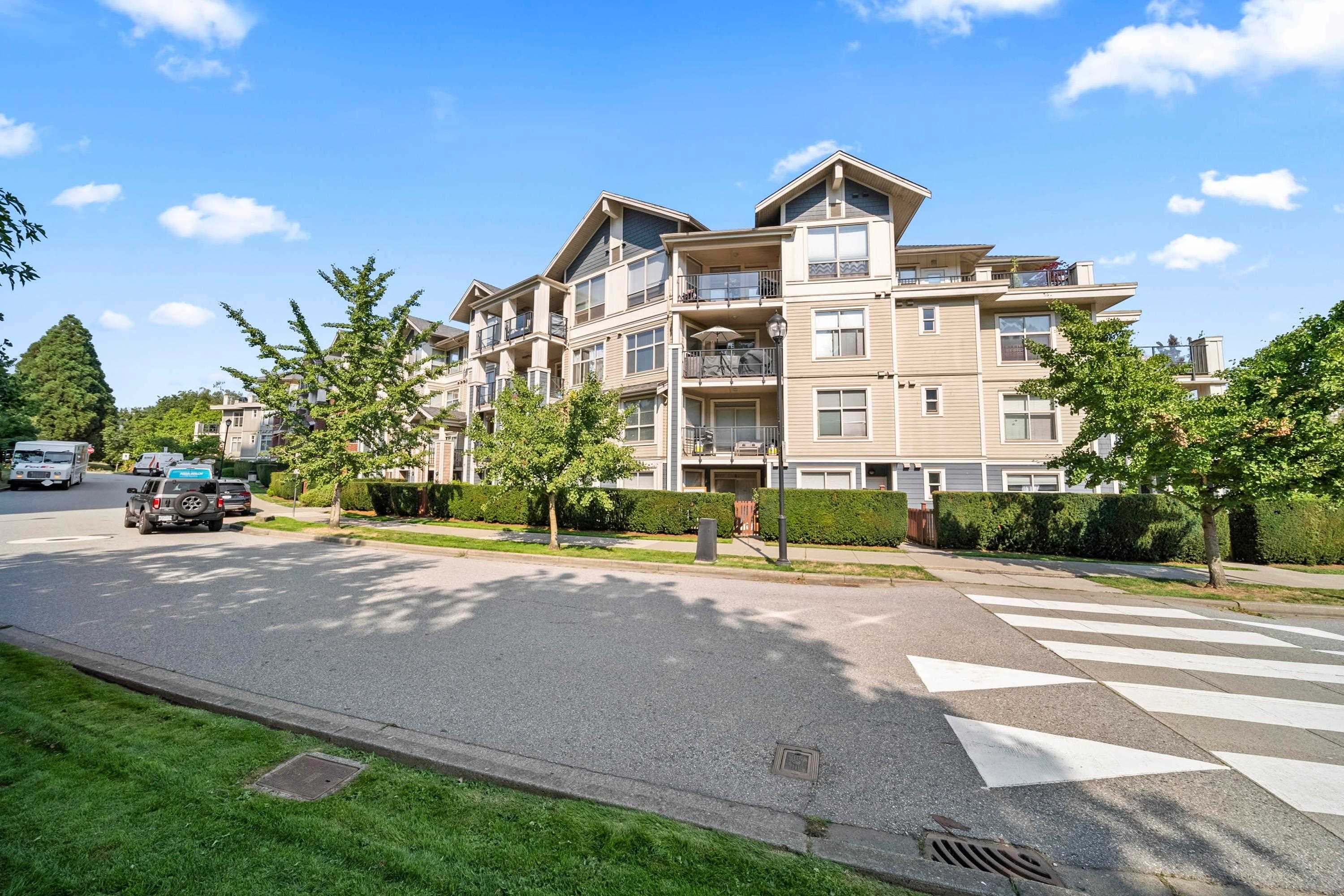 207 - 275 Ross Drive, New Westminster, V3L 0B6 — photo 2